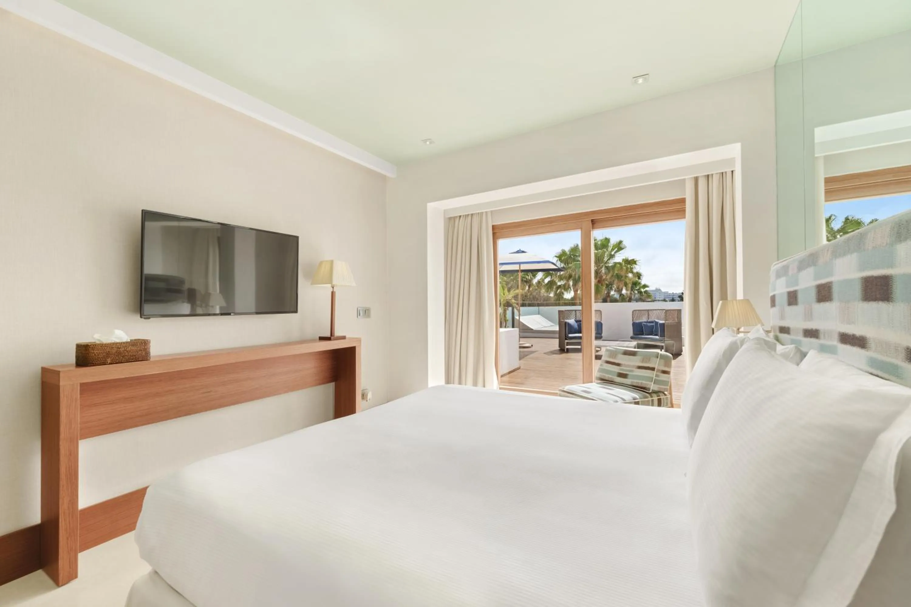 Bed in Gecko Hotel & Beach Club