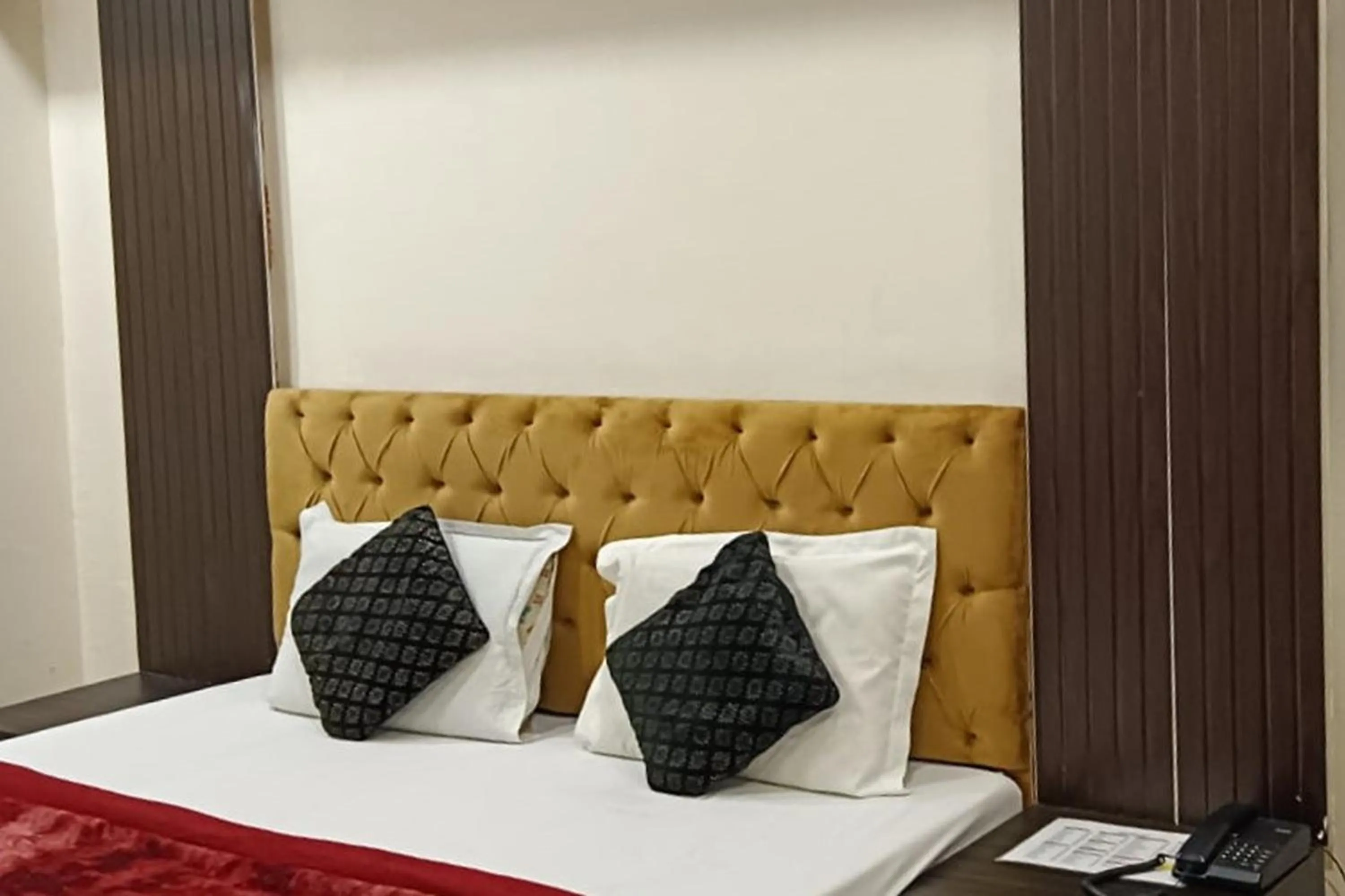 Bedroom, Bed in Hotel Shree Kanta