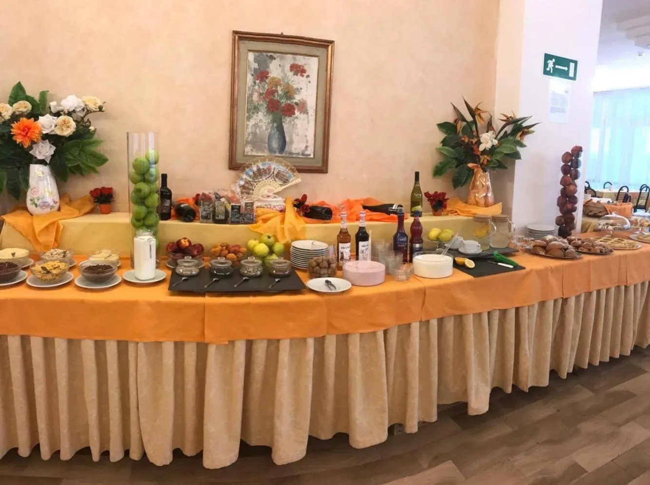 Hotel ARENA con Piscina