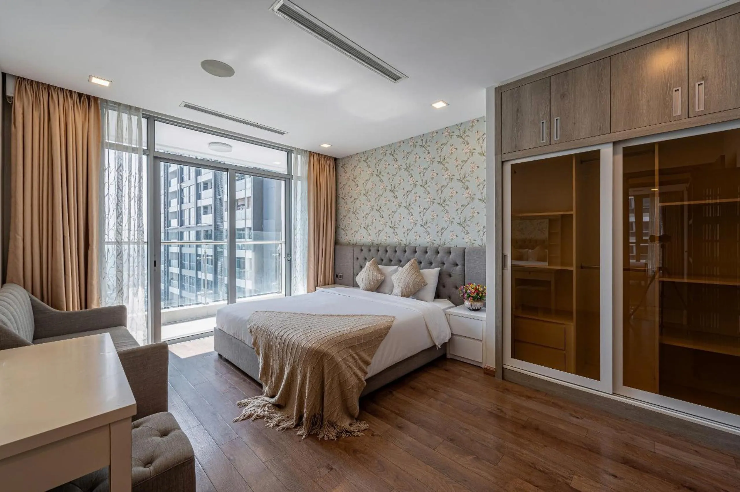 Bed in Urban Zen Saigon - Vinhomes Landmark 81