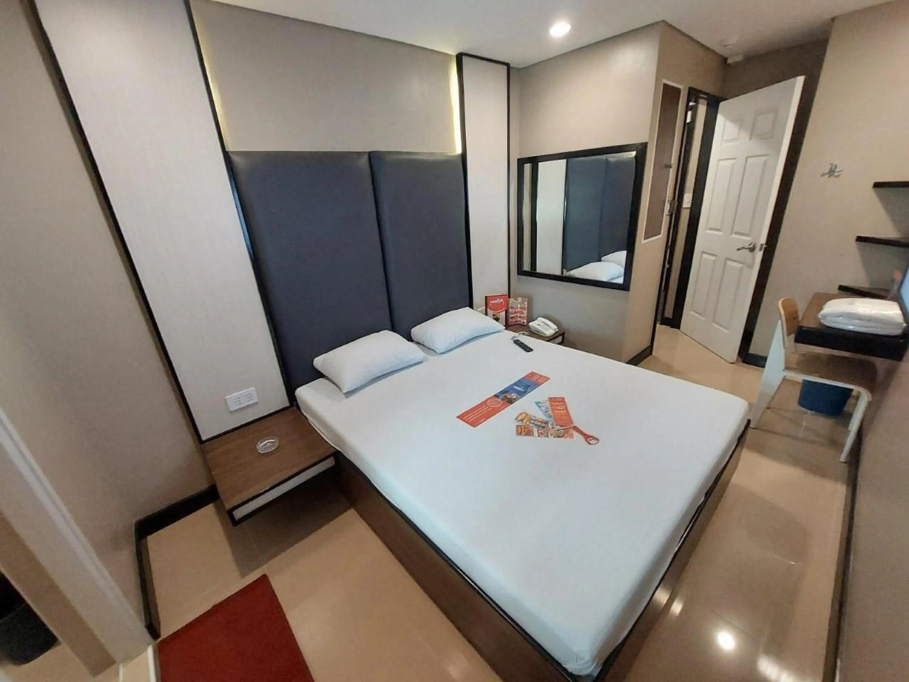 Bed in Hotel Sogo Timog 2