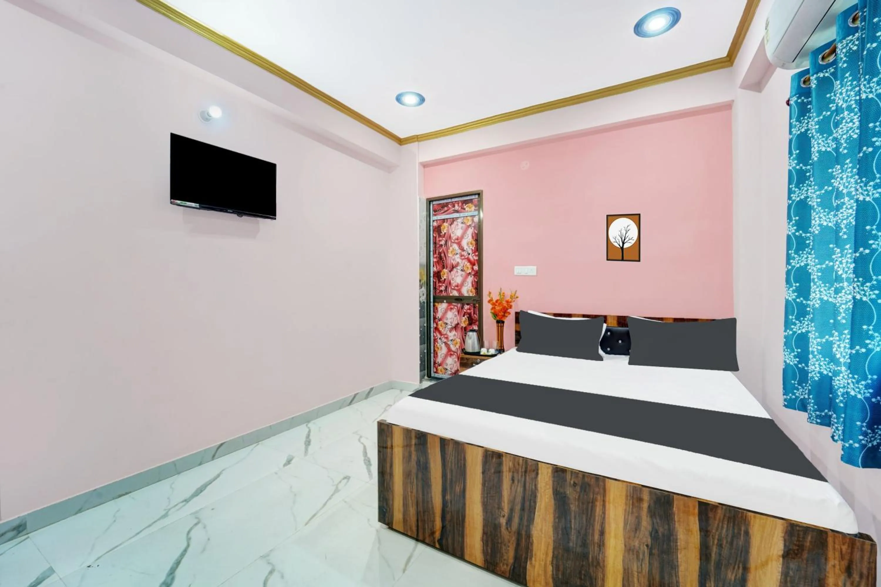 Bedroom, Bed in Hotel O R K Marriage Hall and Guest House