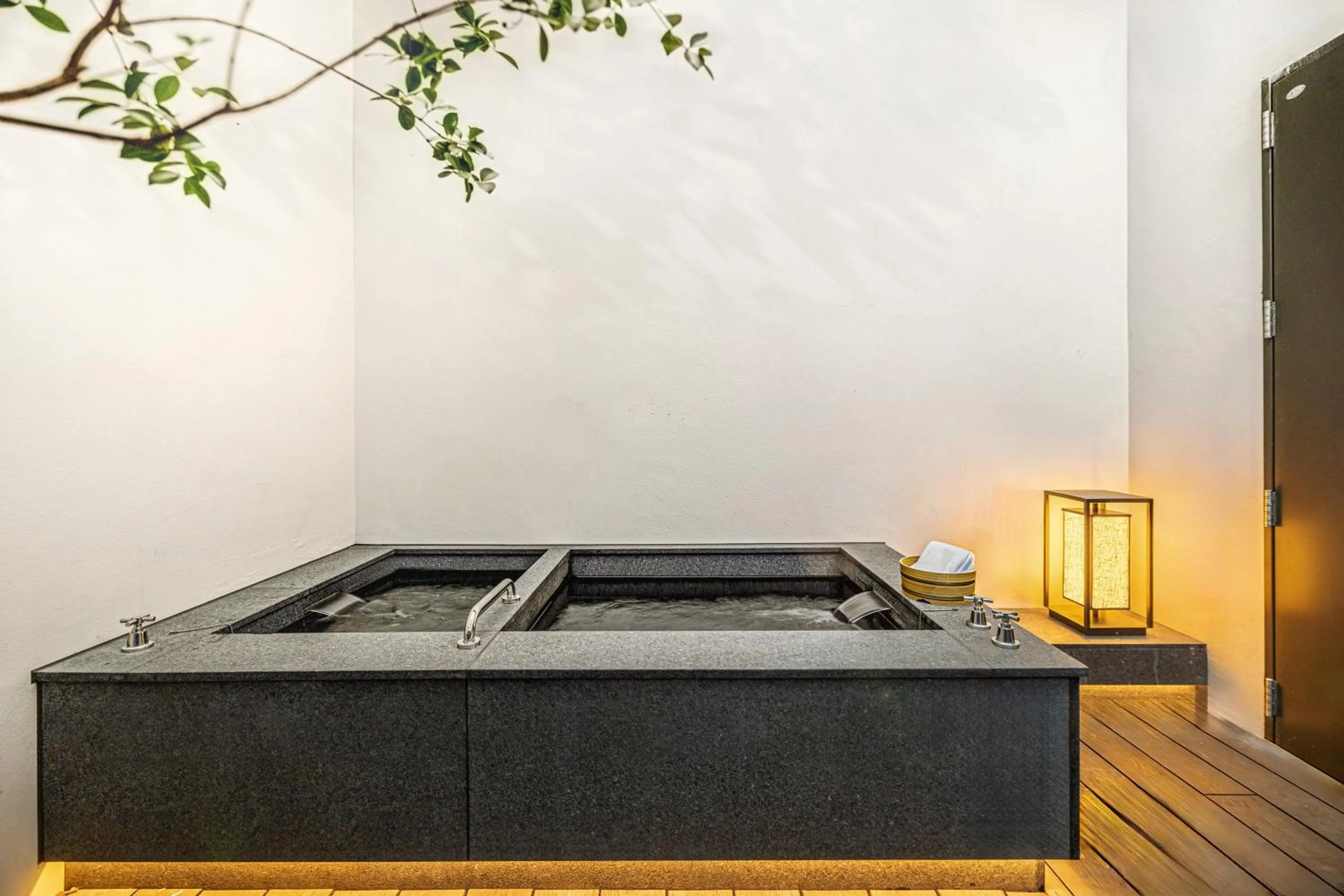 Queen Room with Balcony in Wellspring by Silks Beitou