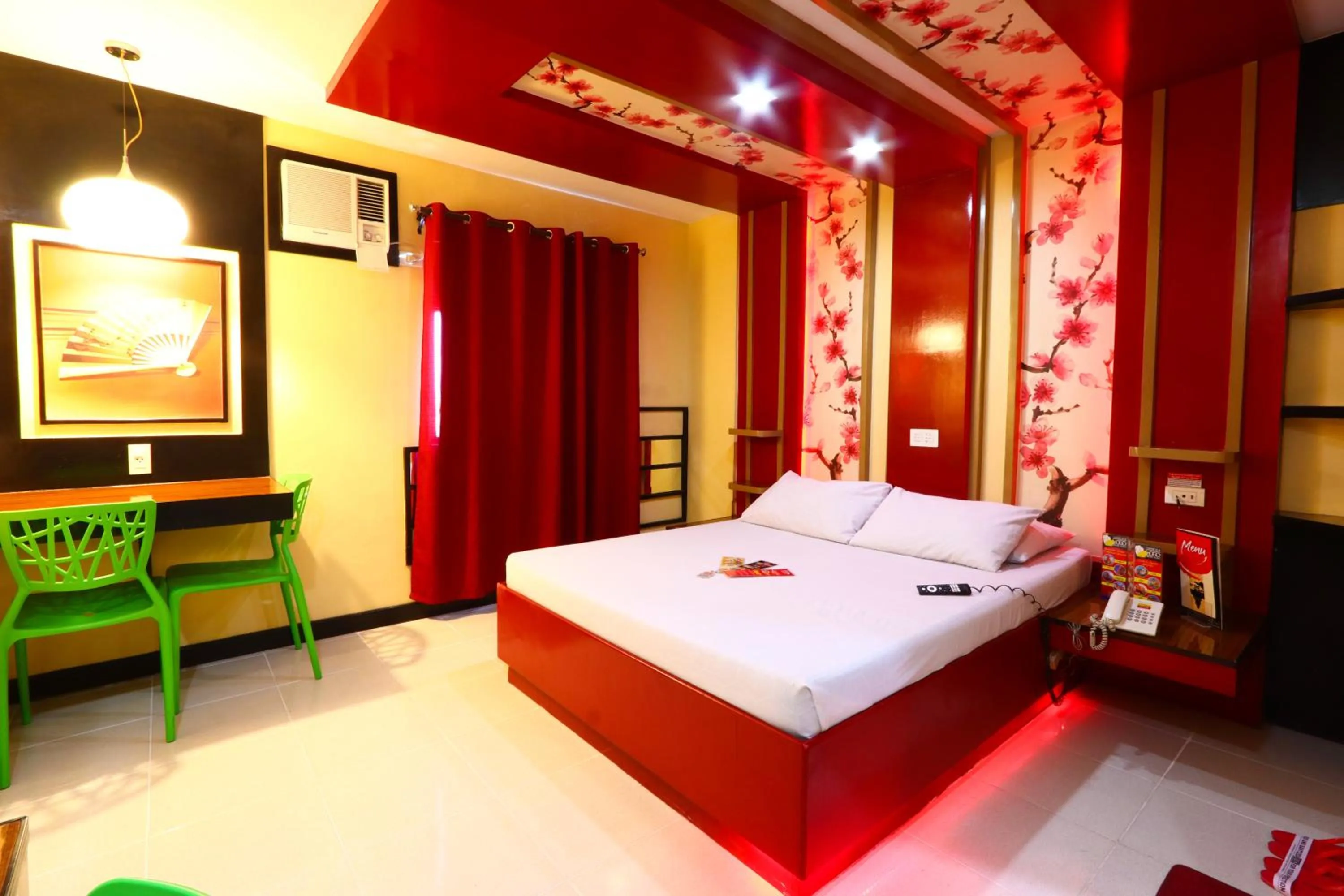 Bedroom, Bed in Hotel Sogo Yabut
