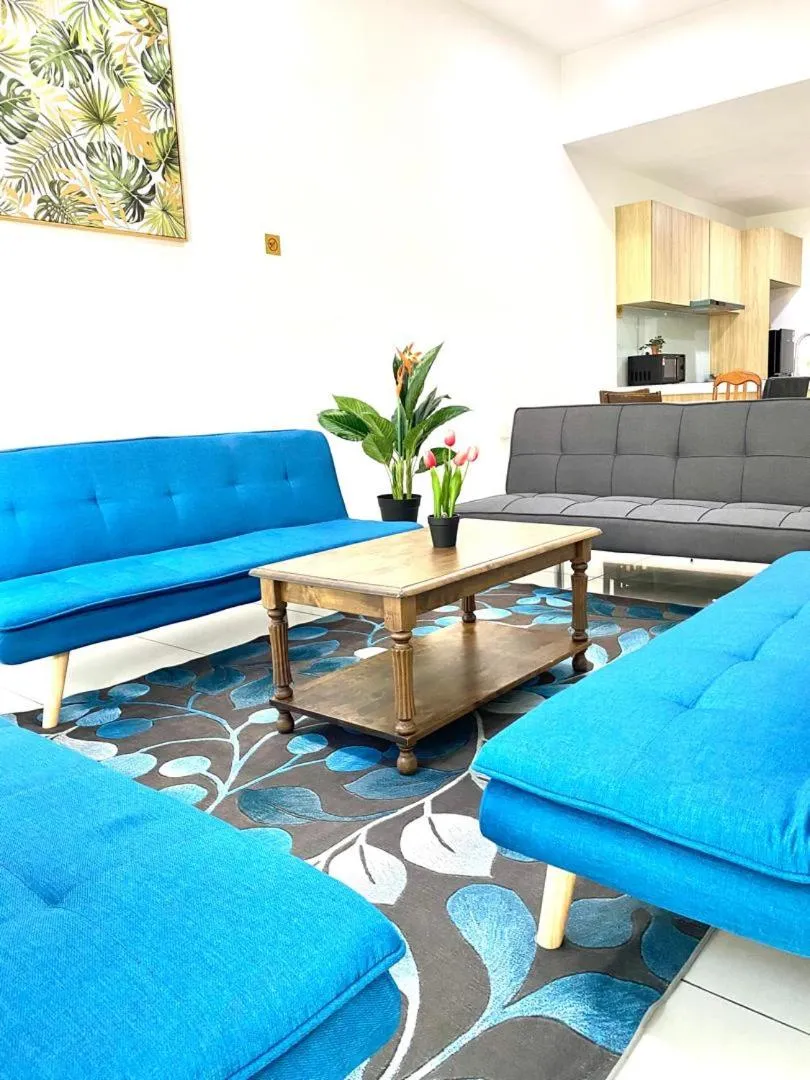 MiriTimesSquare DAJ#4 Free WI-FI