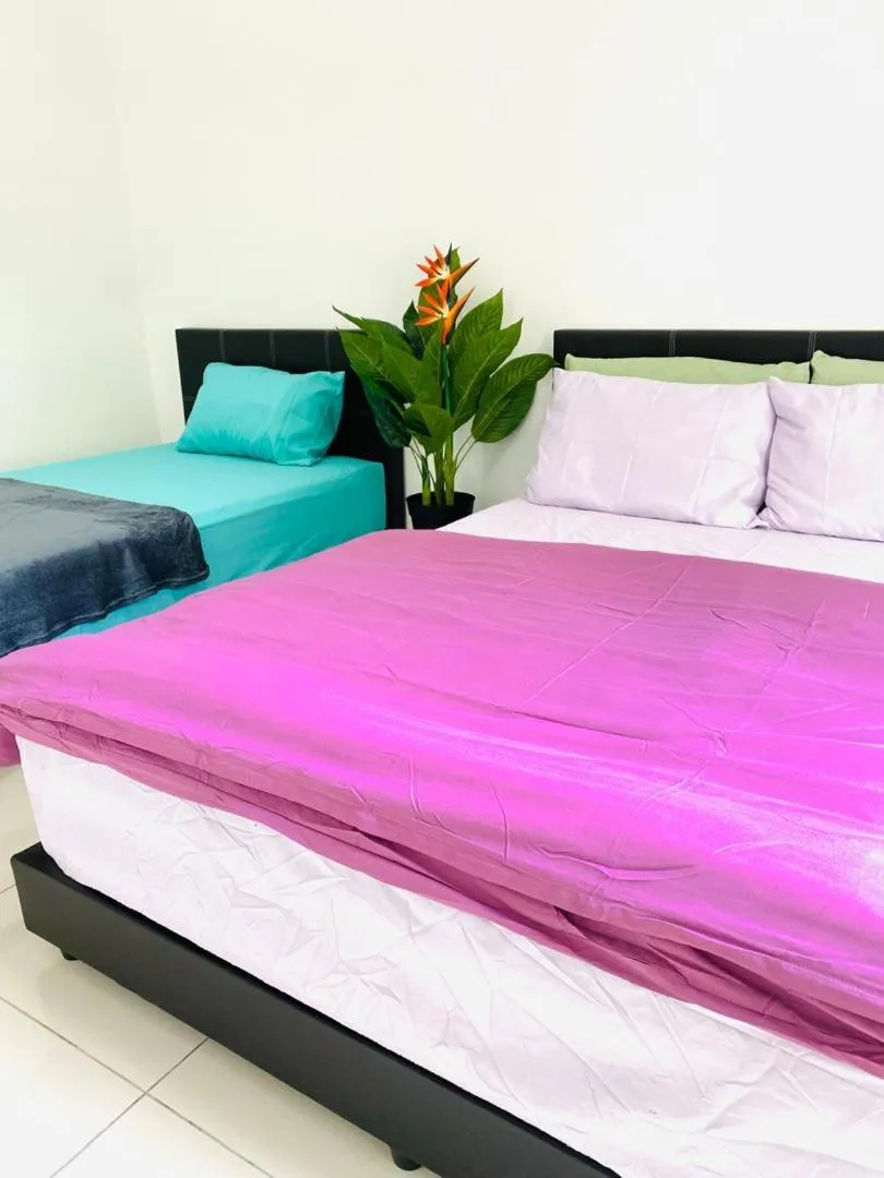 Bed in MiriTimesSquare DAJ#4 Free WI-FI