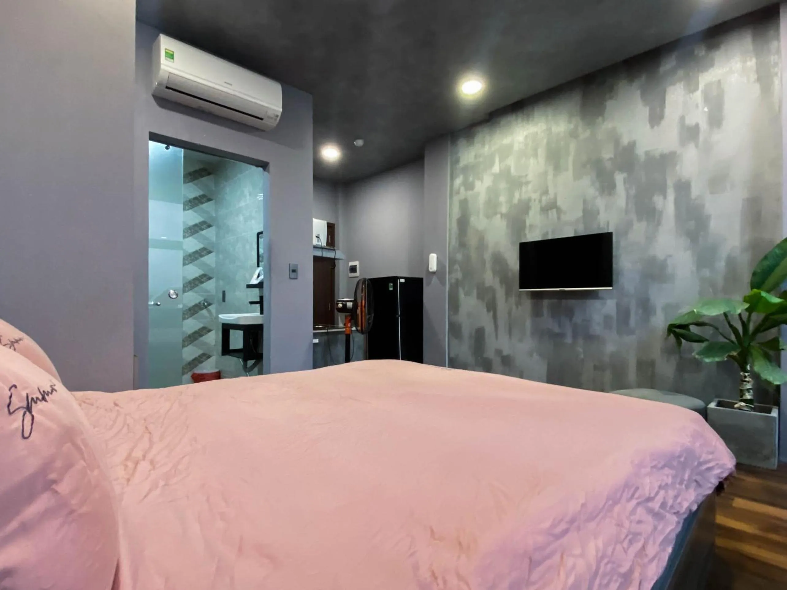 Bed in Zeus Living - Cozy Apartment in Thao Dien