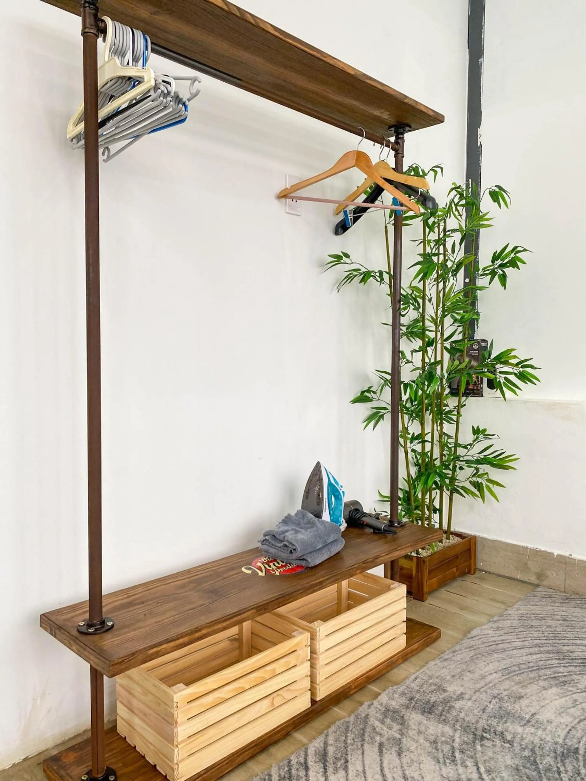 flat iron in Zeus Living - Cozy Apartment in Thao Dien