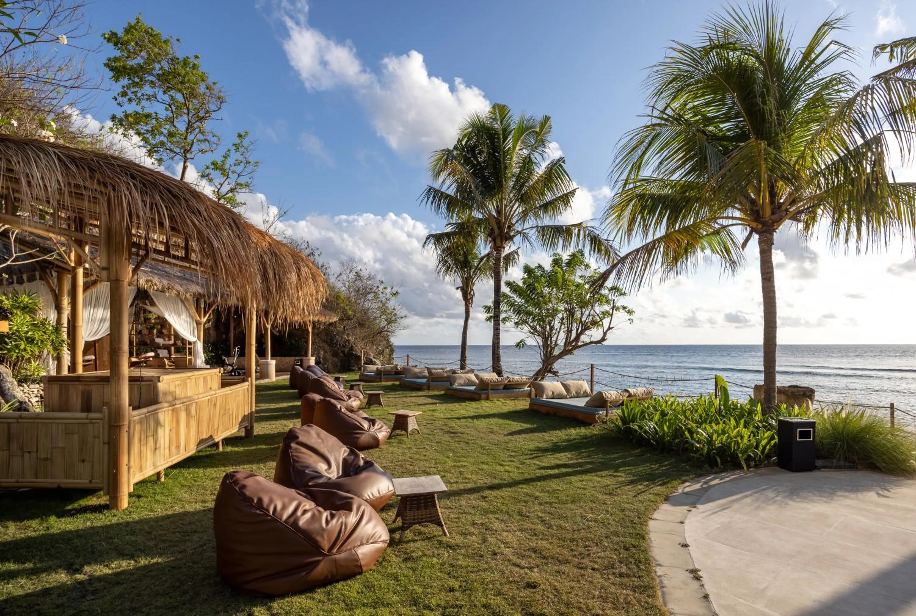 Area and facilities in Semaya Beach Resort