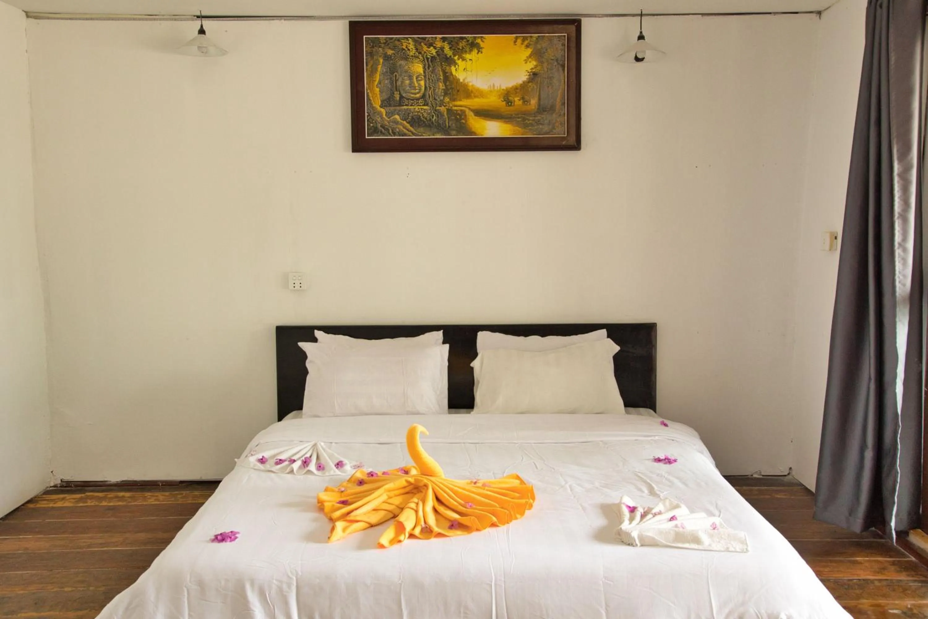 View (from property/room), Bed in Koh Rong Beach Hostel and Bungalows