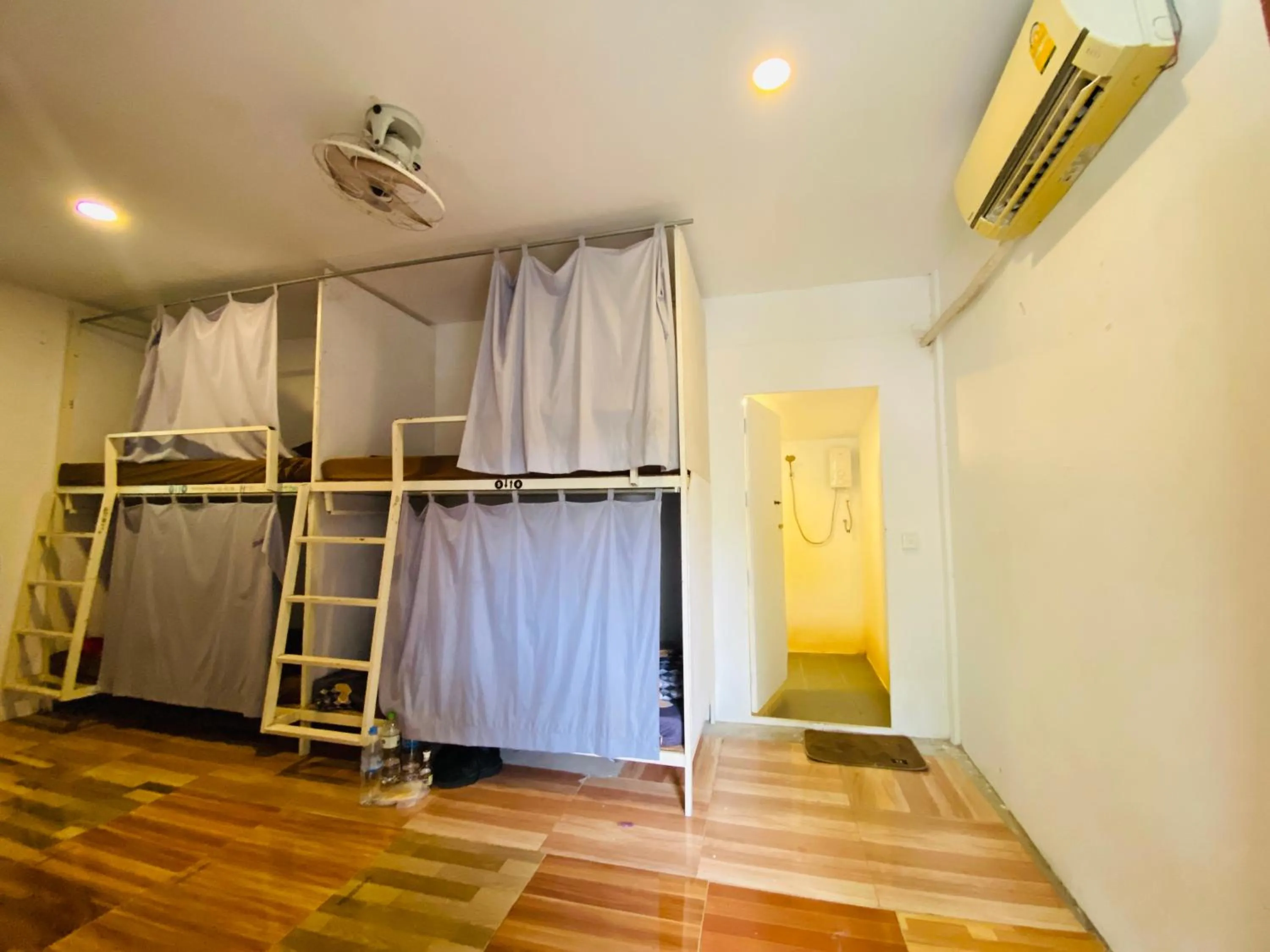 Bed in Koh Rong Beach Hostel and Bungalows