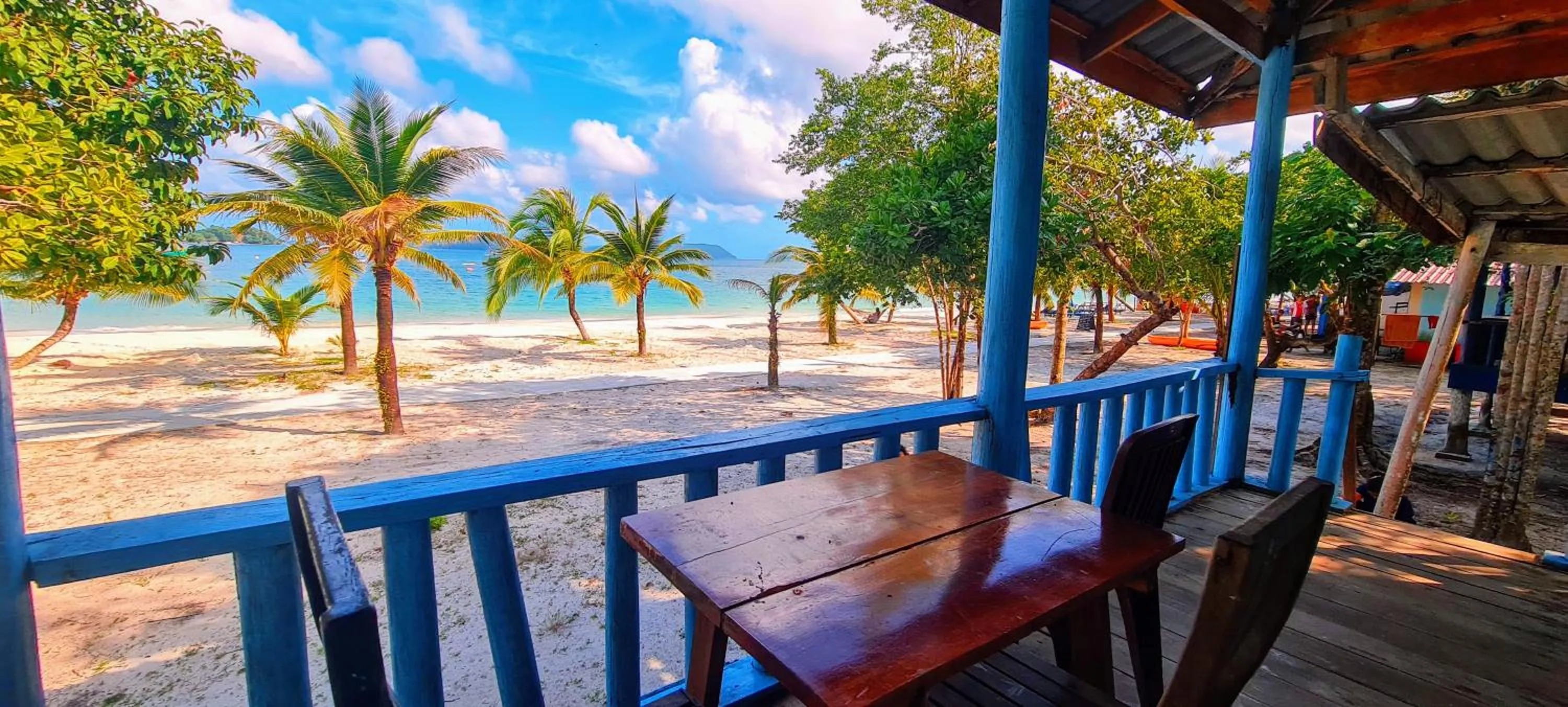 Balcony/Terrace in Koh Rong Beach Hostel and Bungalows