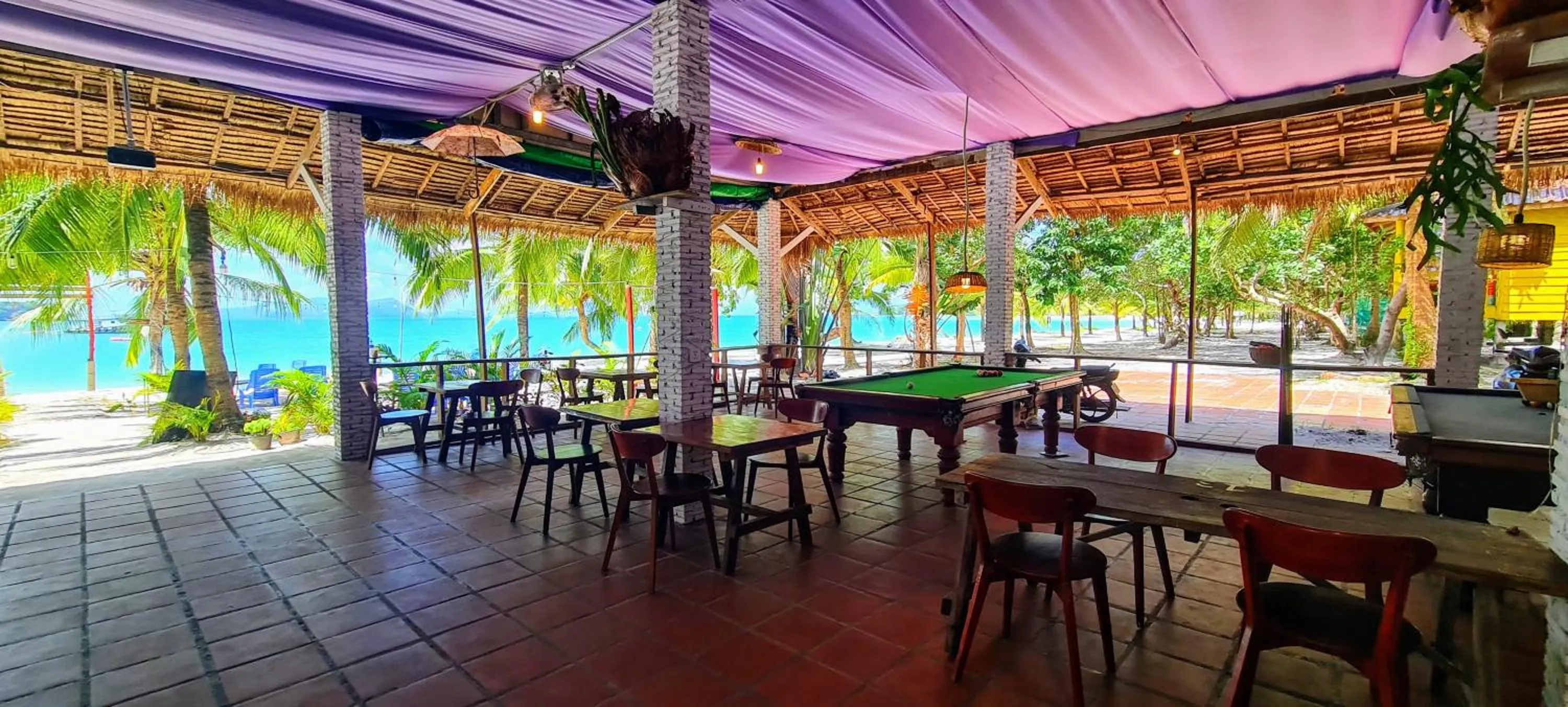 Restaurant/places to eat in Koh Rong Beach Hostel and Bungalows