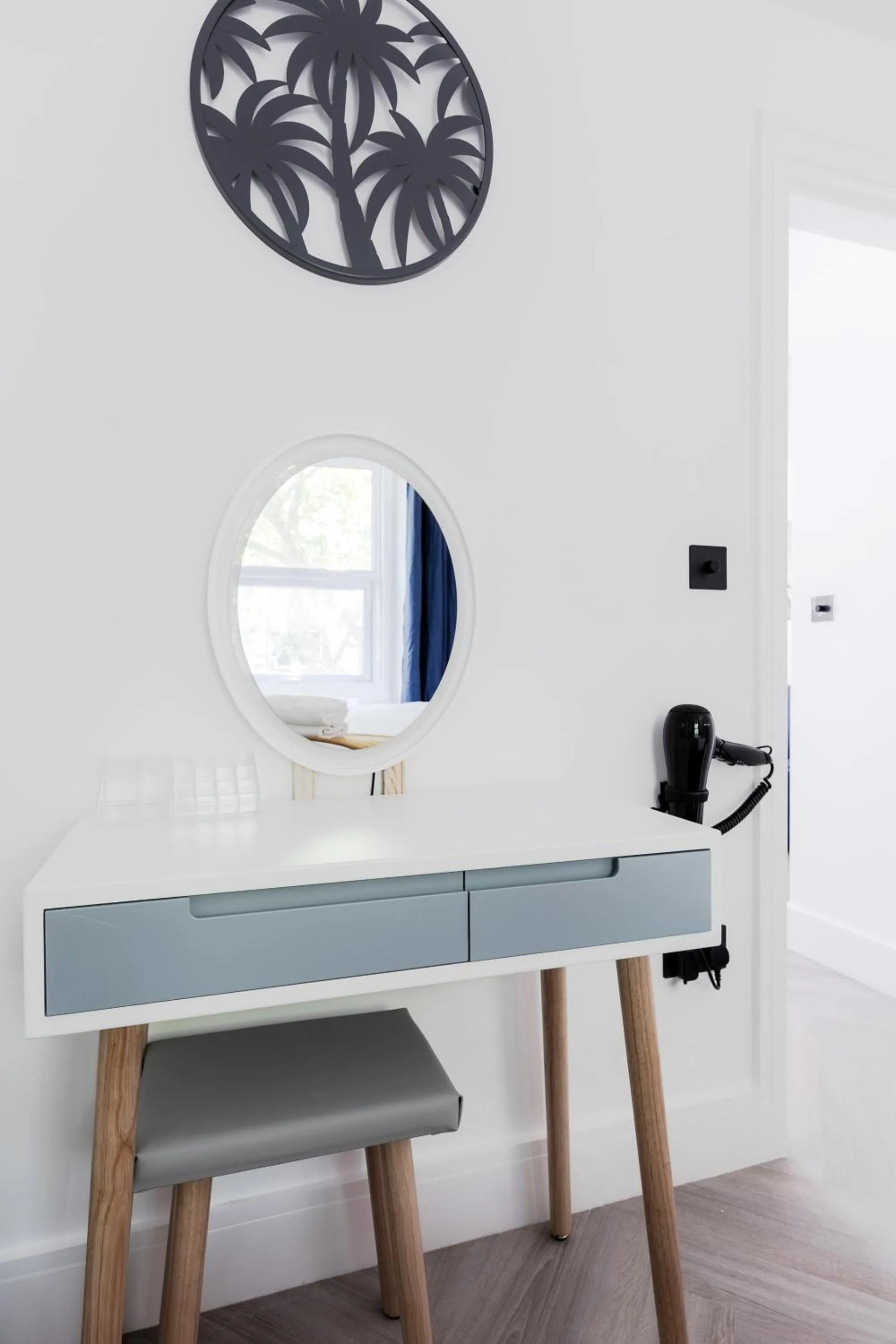 Other in Comfortable Apartments near Harrods