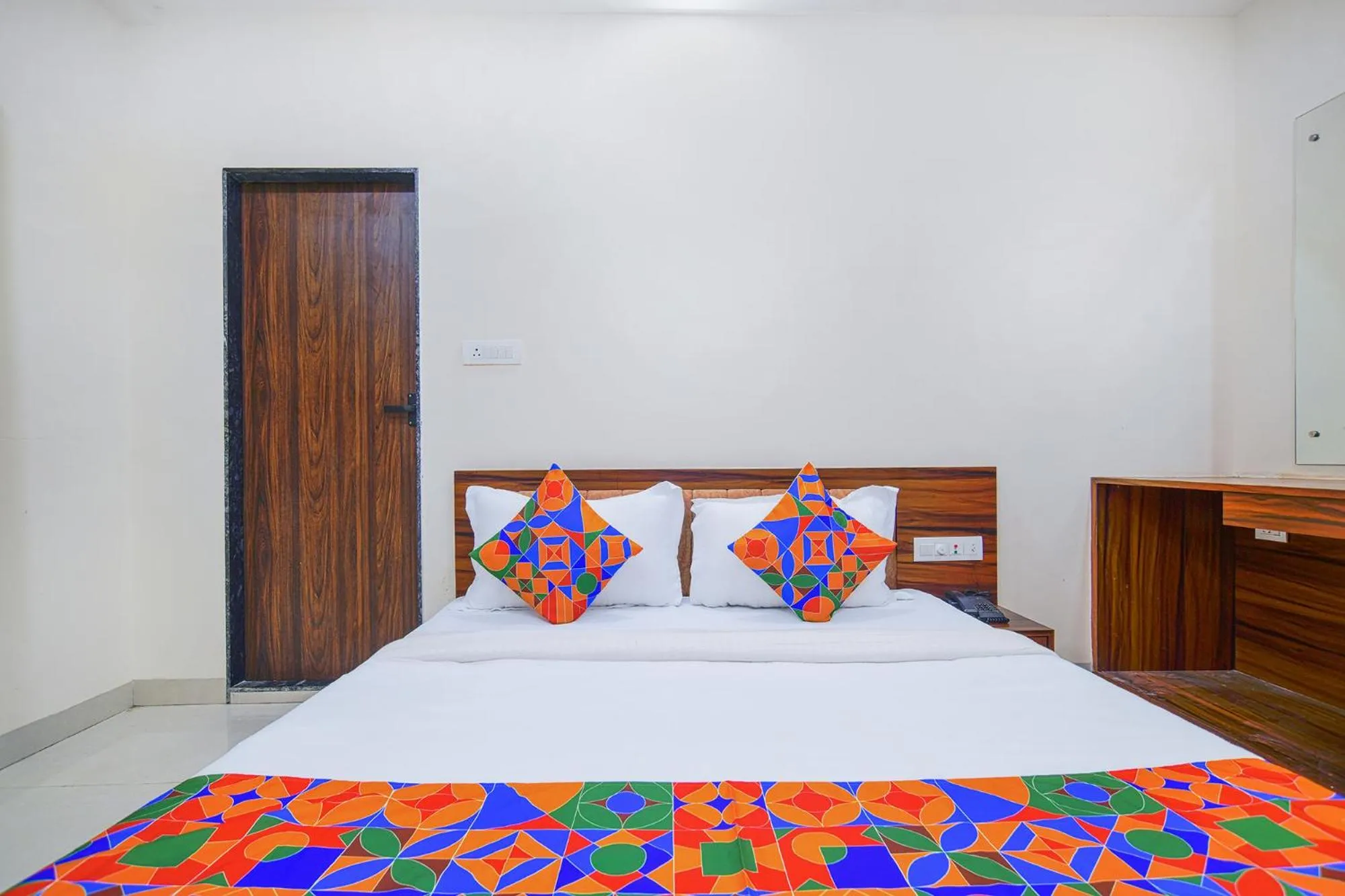 Bed in FabHotel J Palace