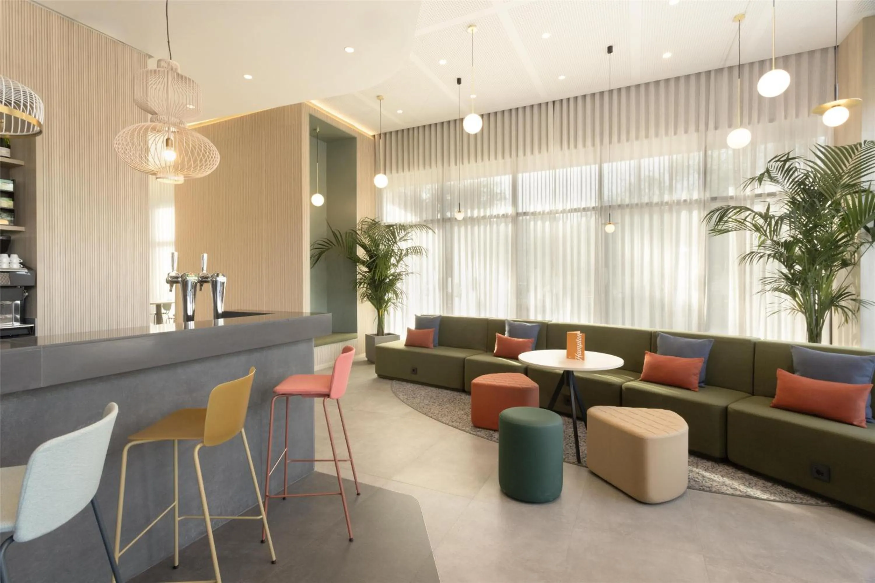 Lobby or reception in Hampton By Hilton Malaga Martiricos