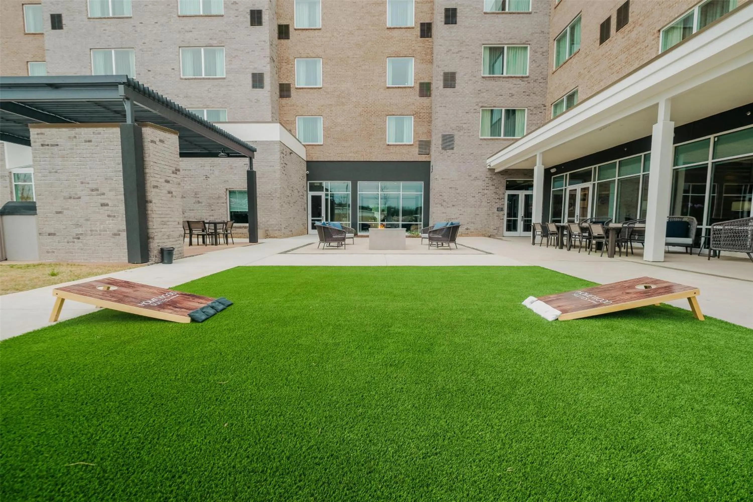 Inner courtyard view in Homewood Suites By Hilton Buford Mall Of Ga
