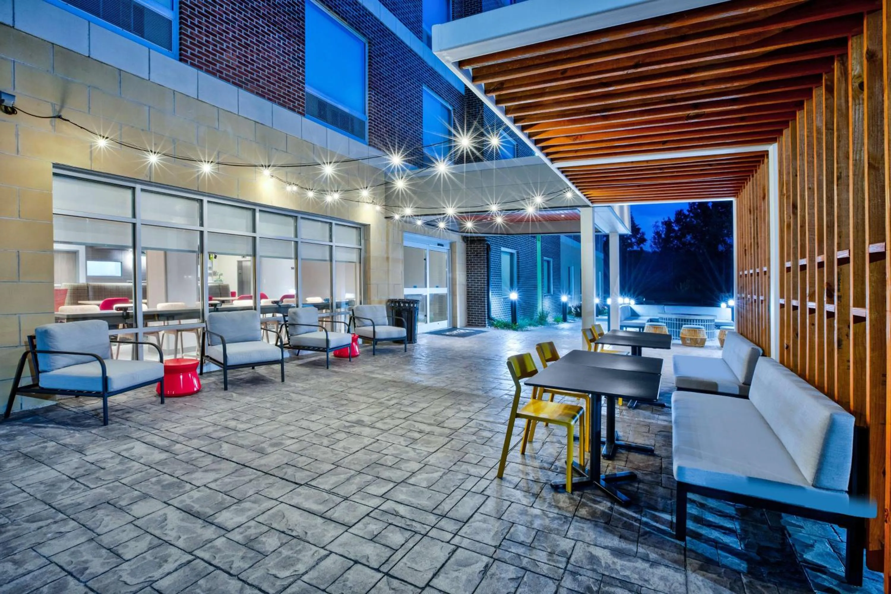 Patio in Home2 Suites By Hilton Grand Rapids Northeast