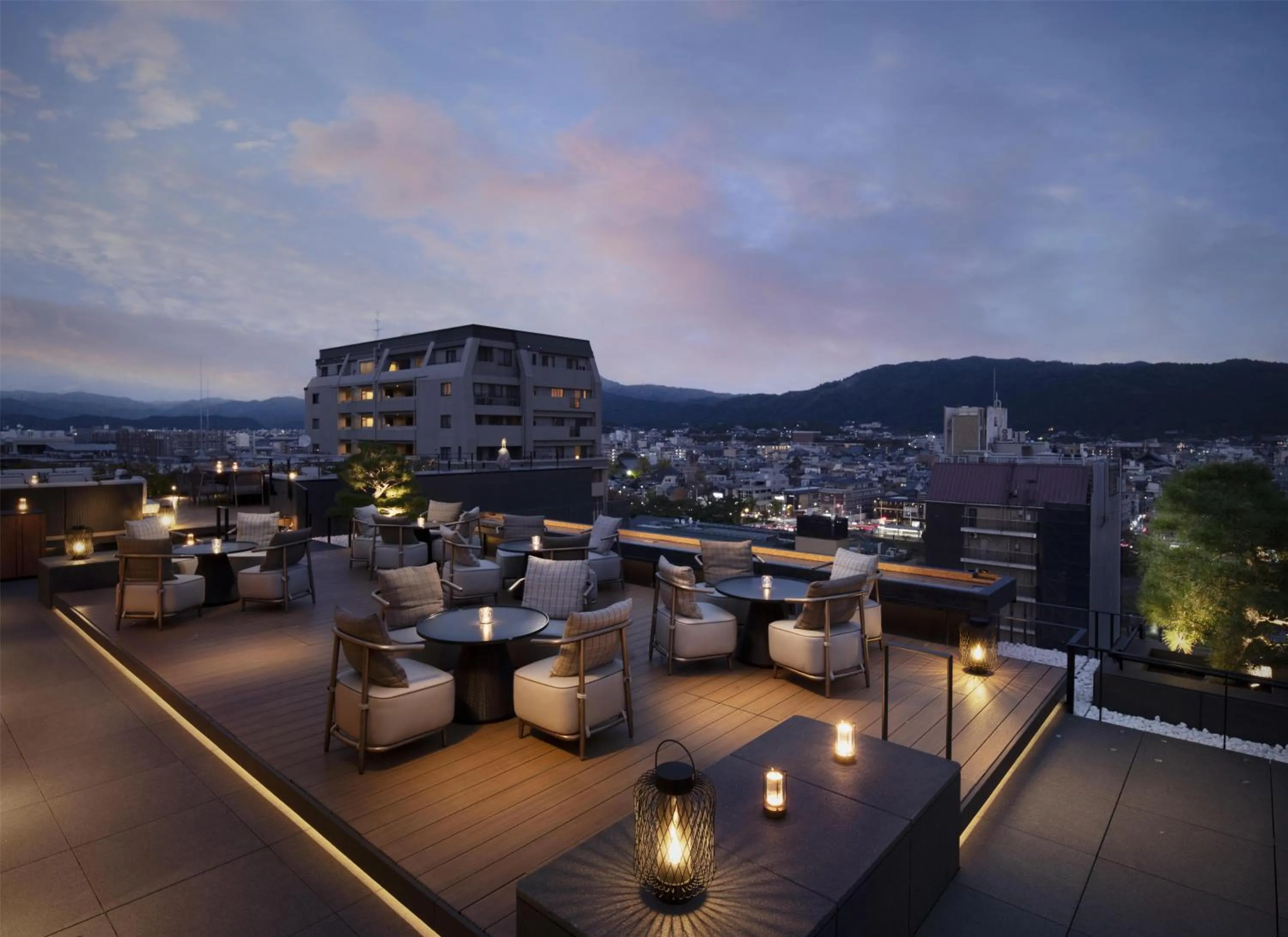 Restaurant/places to eat in Hilton Kyoto