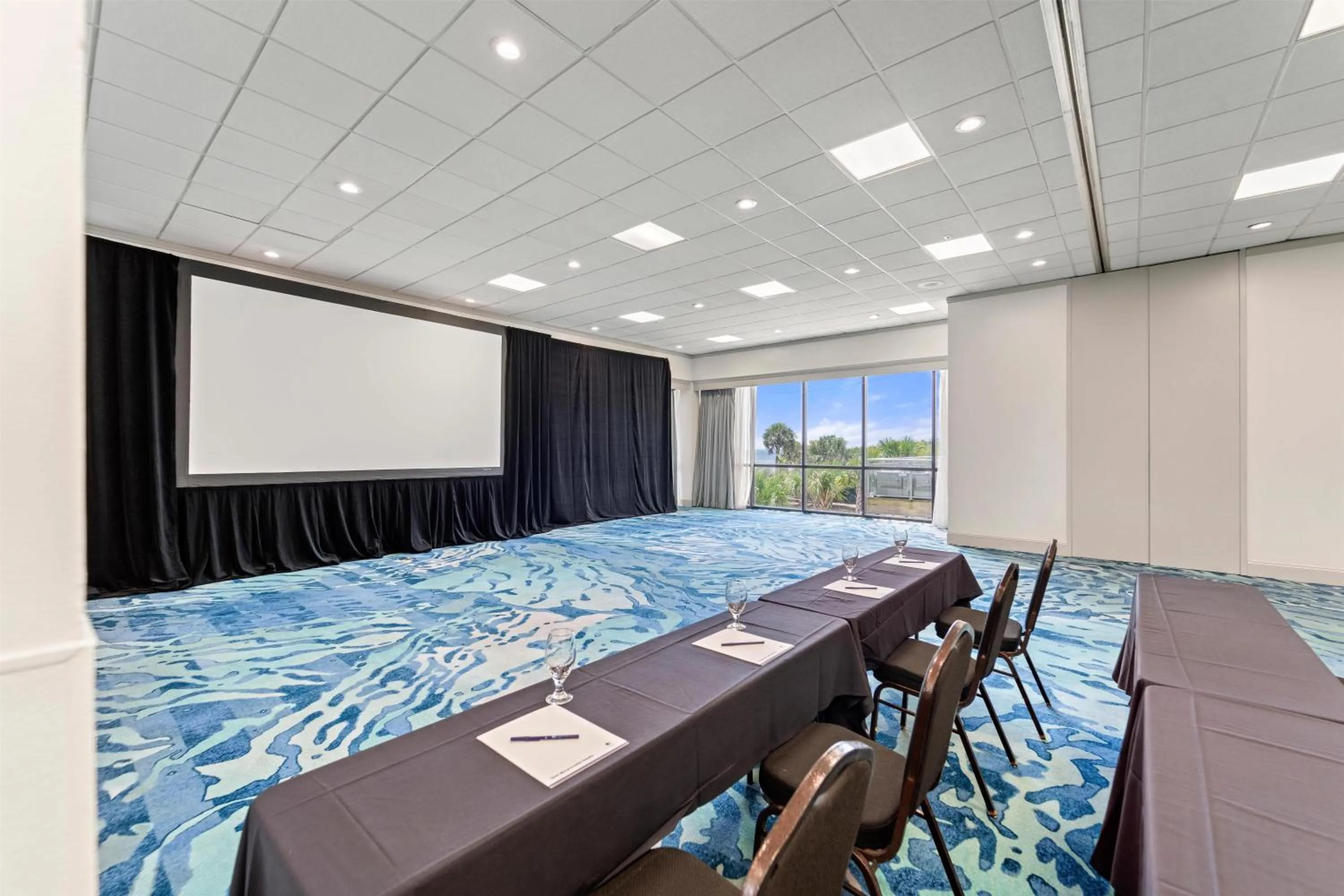 Meeting/conference room in The Ellie Beach Resort Myrtle Beach, Tapestry By Hilton