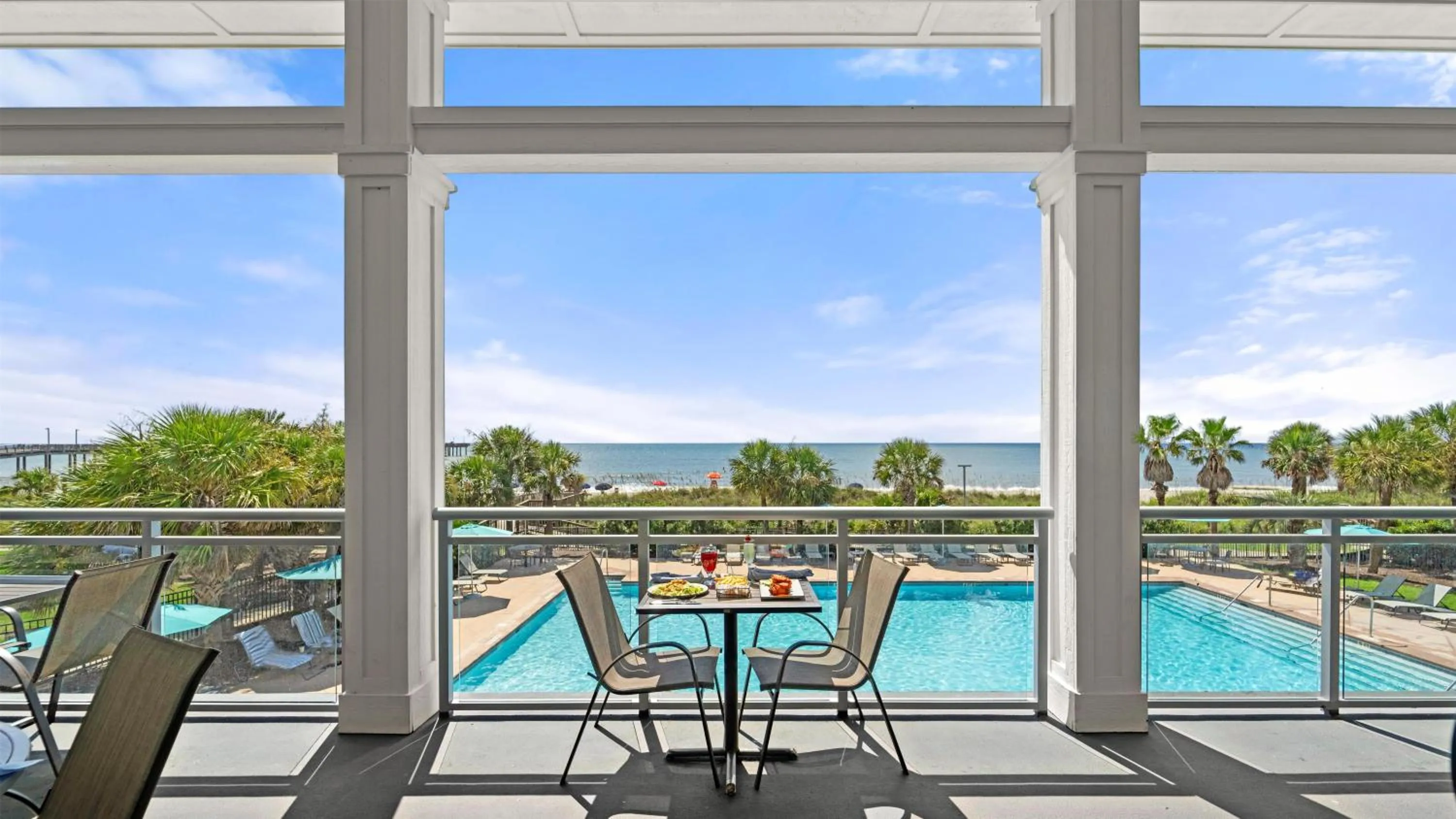 Restaurant/places to eat in The Ellie Beach Resort Myrtle Beach, Tapestry By Hilton