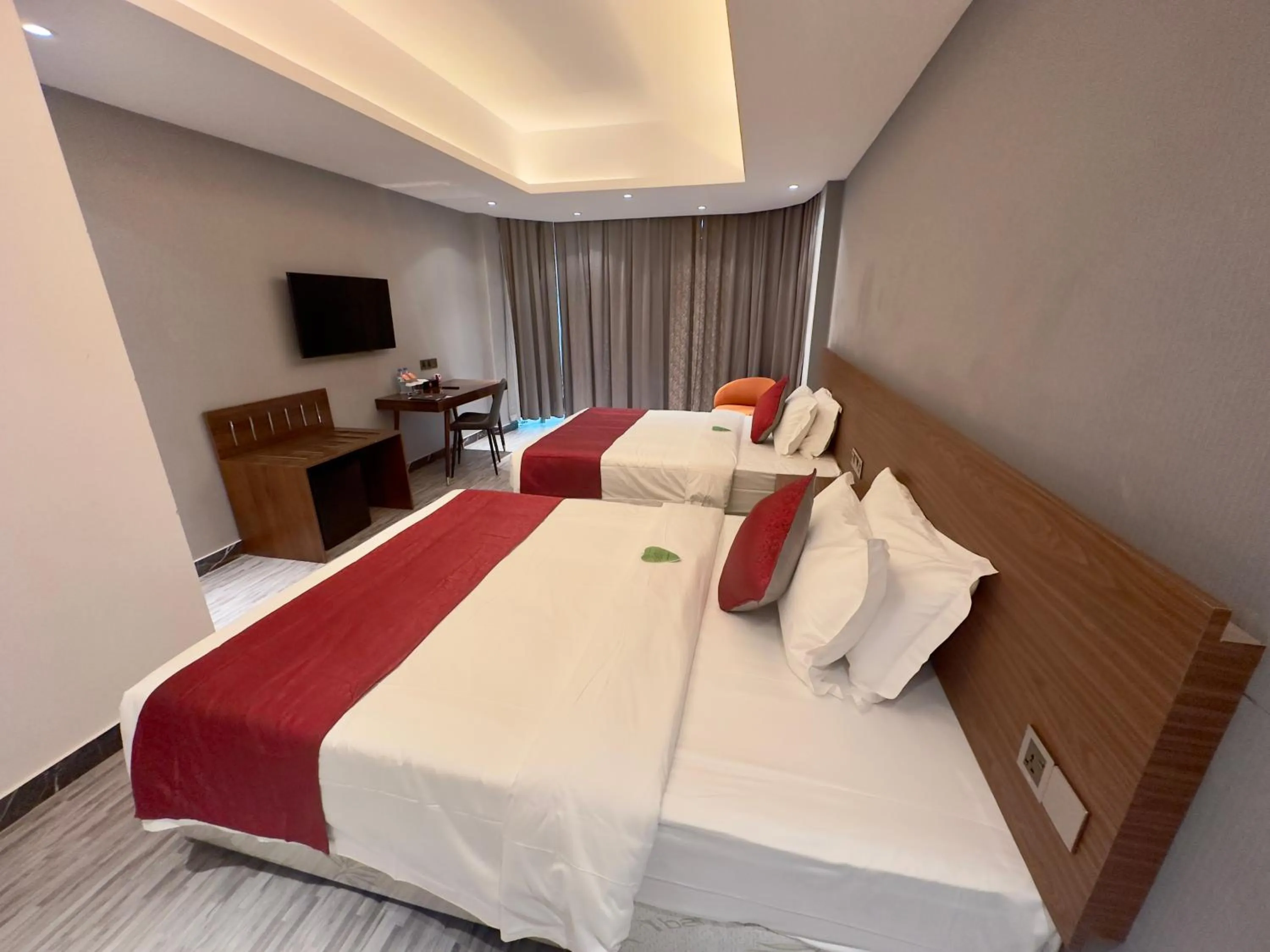 Bed in Hotel Omni Residency Baridhara