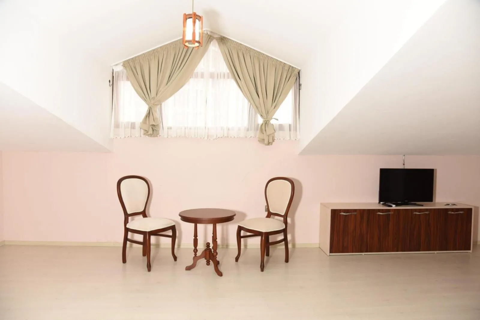 Seating area in Cevaher Hotel & Suıtes