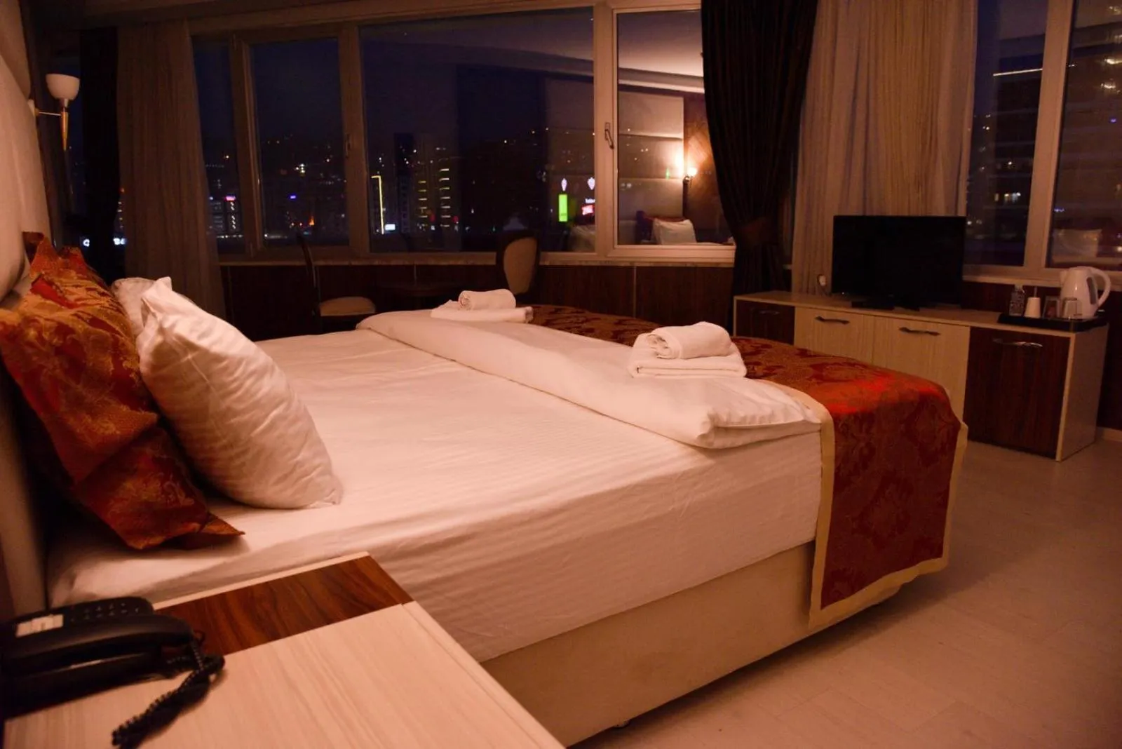 Bed in Cevaher Hotel & Suıtes