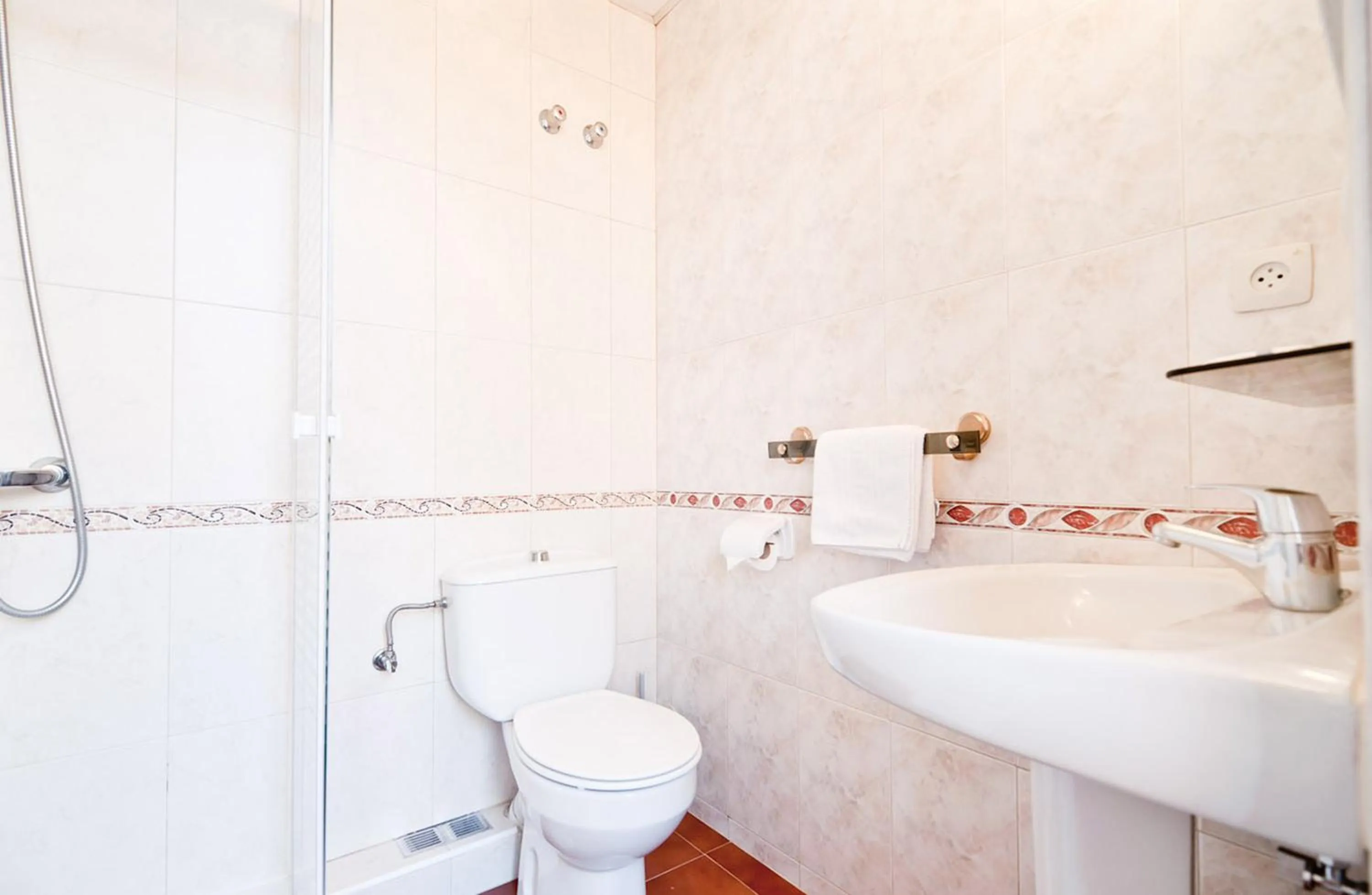 Bathroom in Hostal Asunción