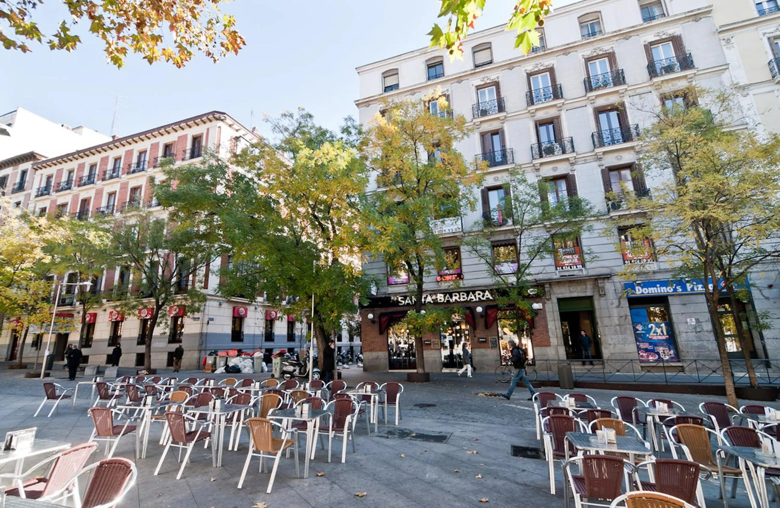 Facade/entrance in Hostal Asunción