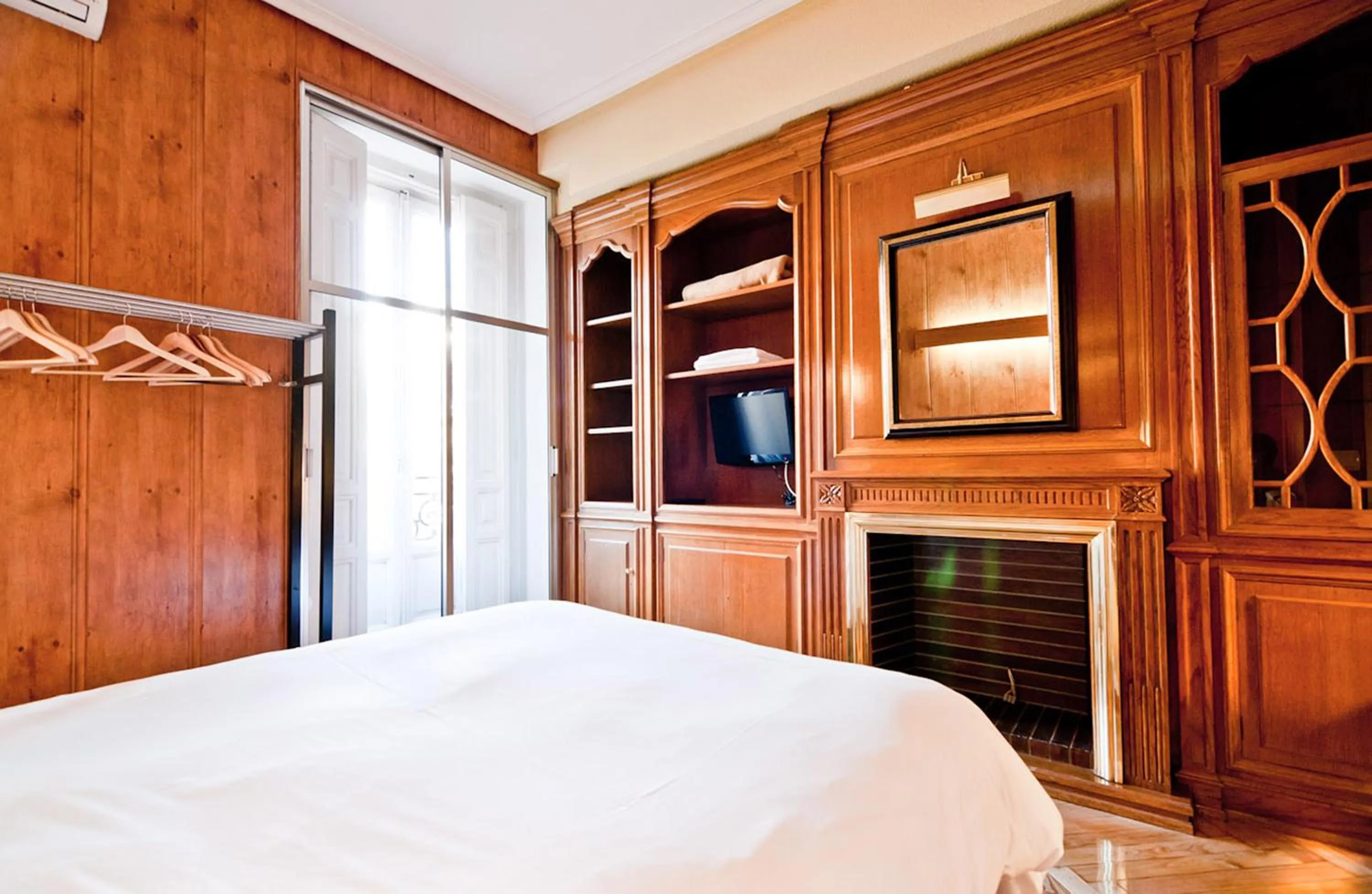 Photo of the whole room, Bed in Hostal Asunción