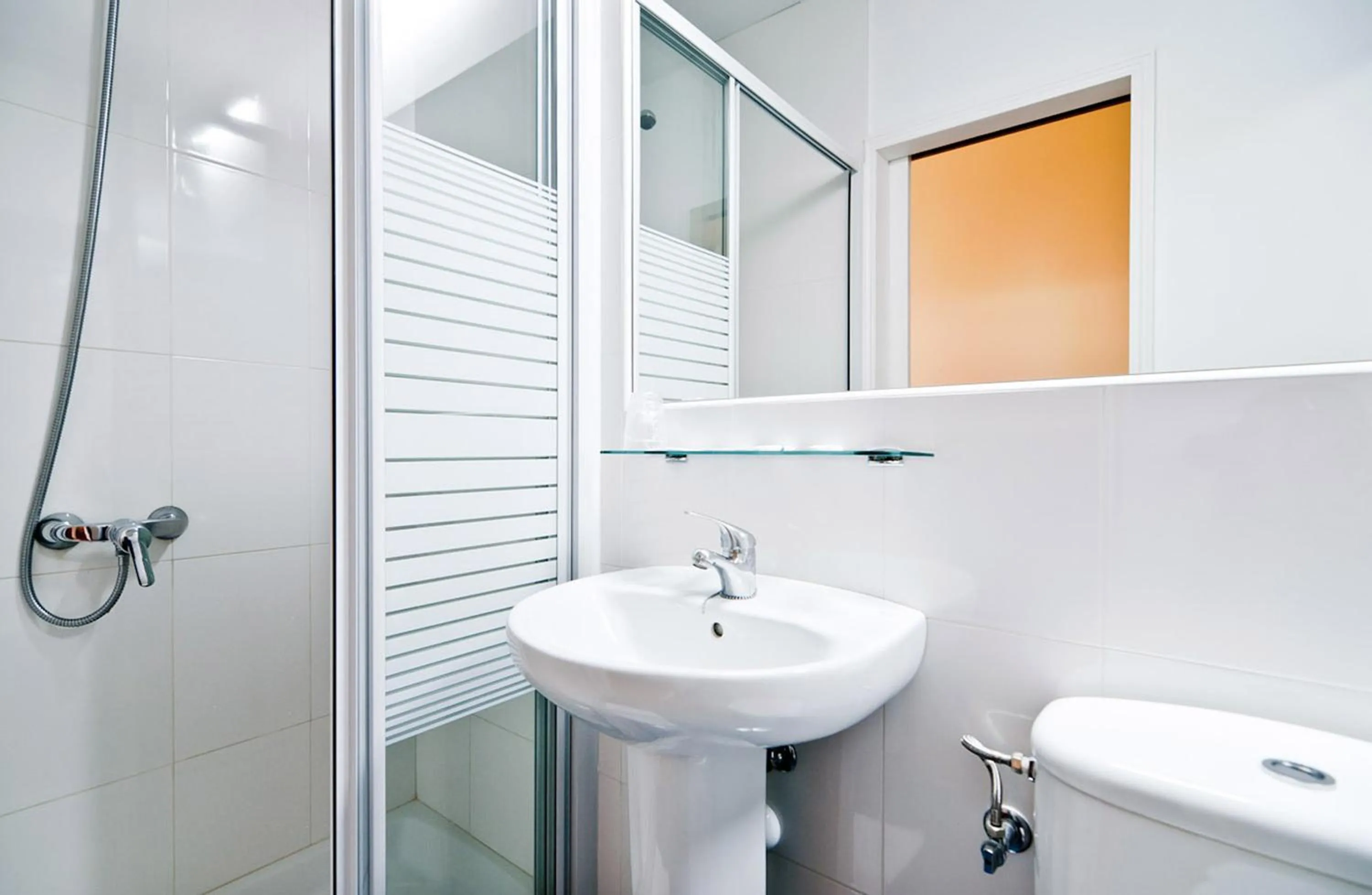 Bathroom in Hostal Asunción