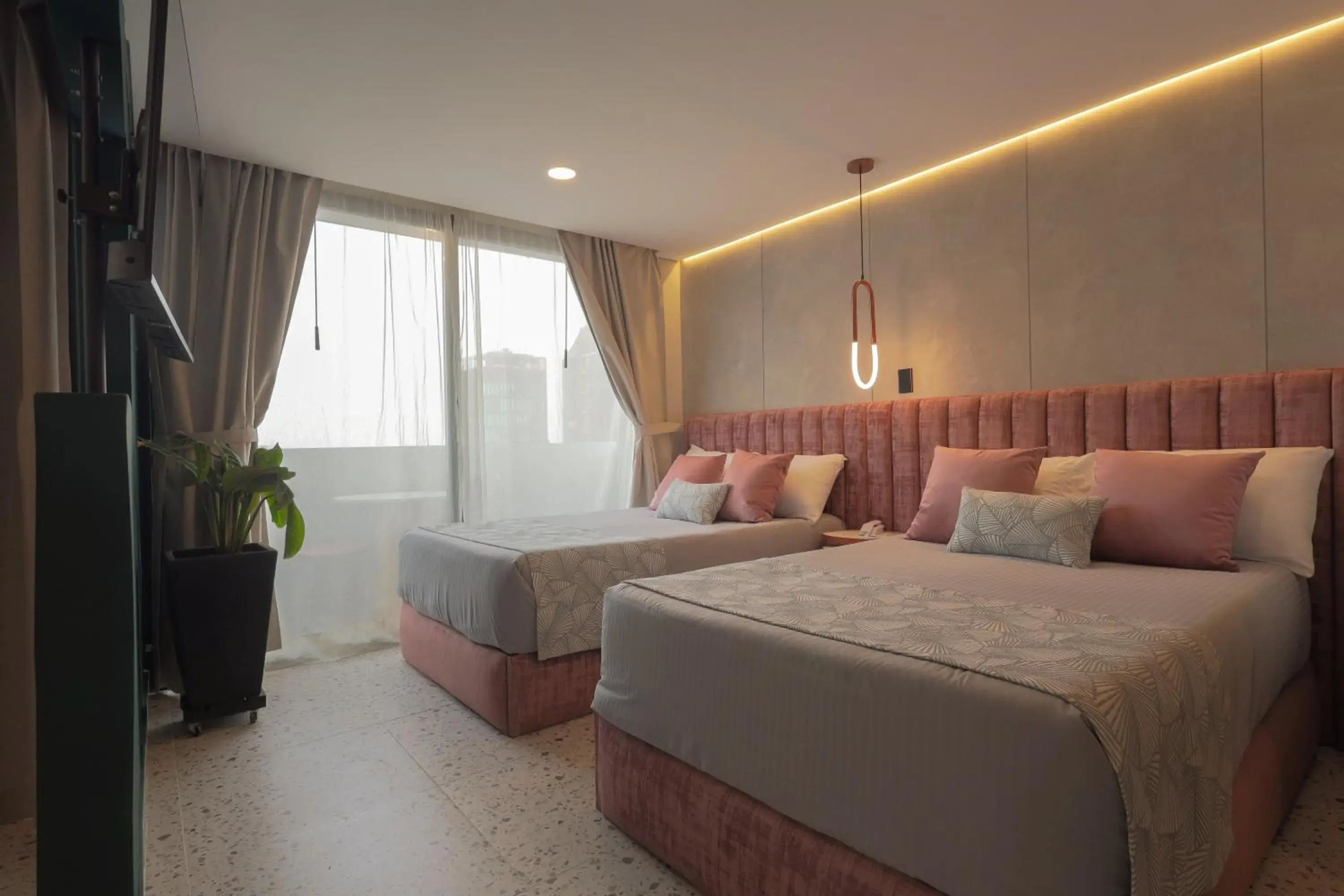 Double Room with Mountain View in The O by Seekers Medellín Double Room with Mountain View in The O by Seekers Medellín