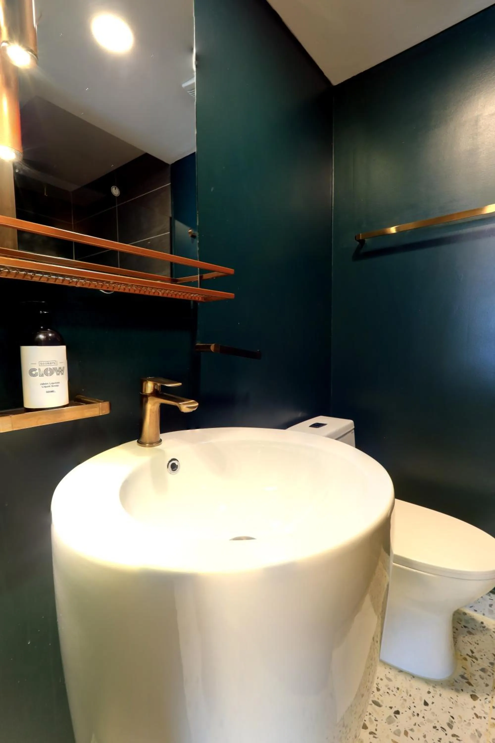 Bathroom in The O by Seekers Medellín