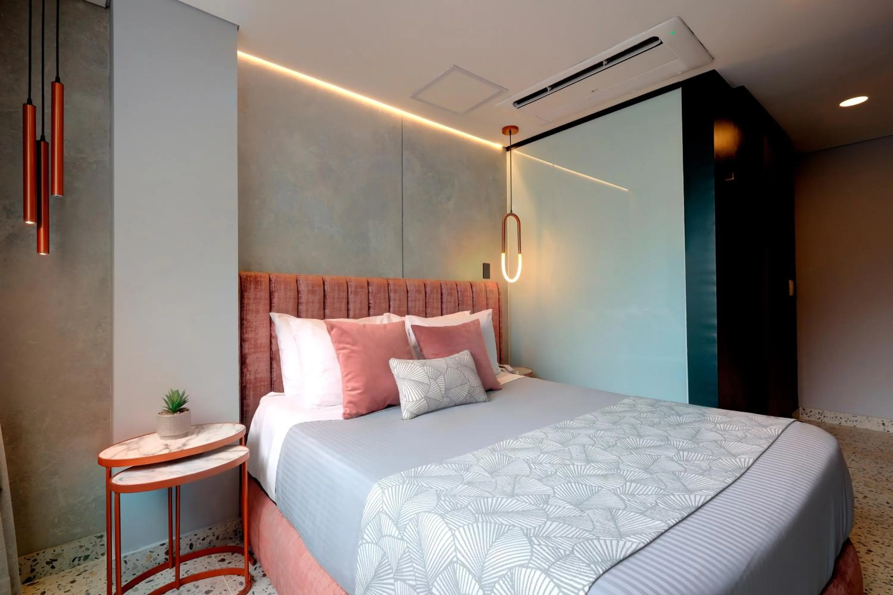 The O by Seekers Medellín