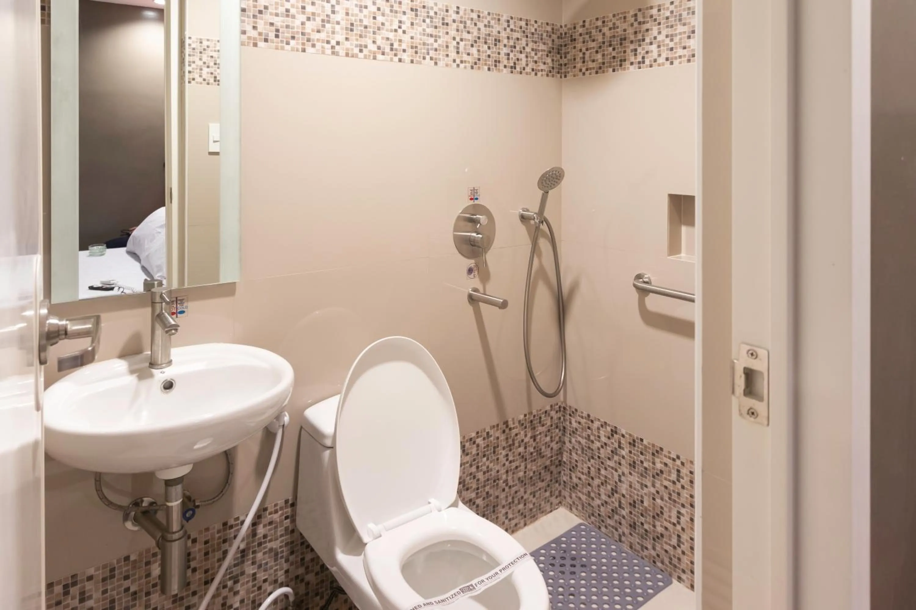 Bathroom in Hotel Sogo General Trias