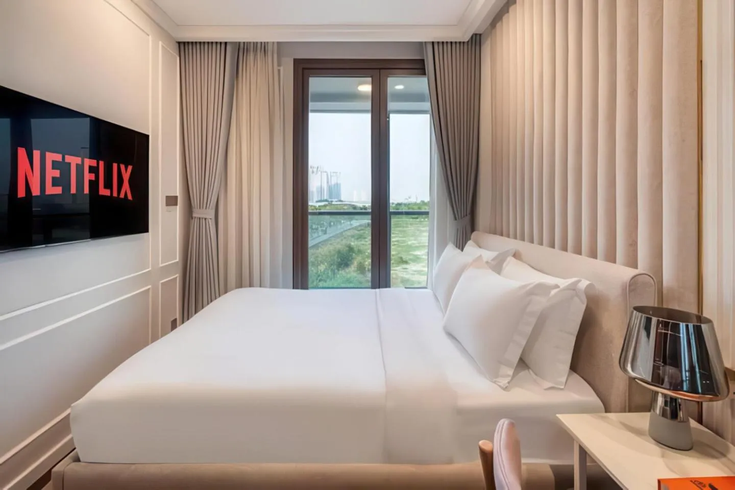 Bed in The Galleria Thủ Thiêm - Panorama Sky View