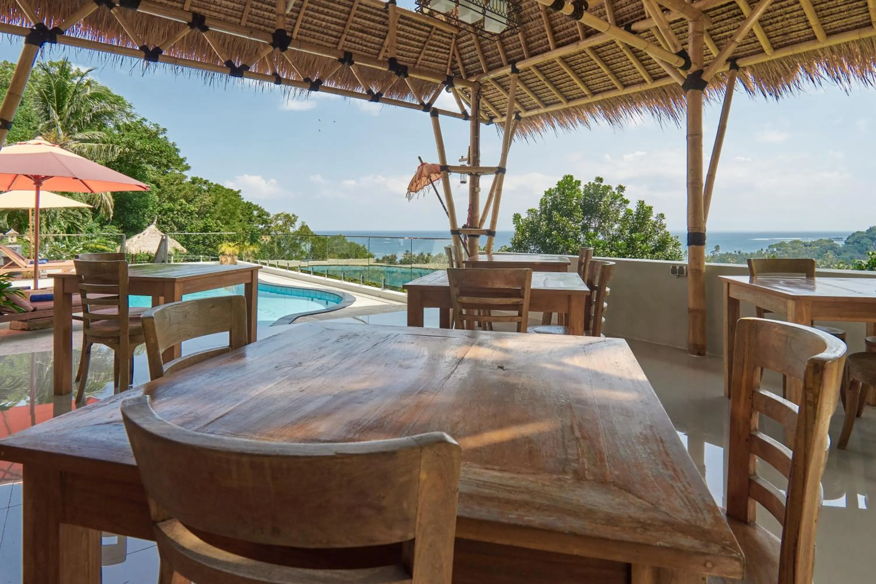 Restaurant/places to eat in Attara Hills Sunset Villa Senggigi