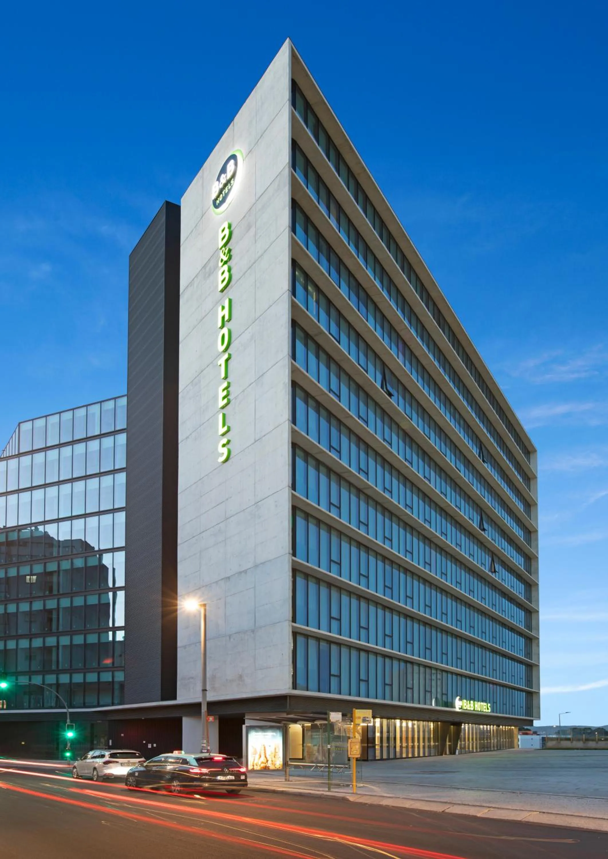 Property building in B&B HOTEL Porto Gaia