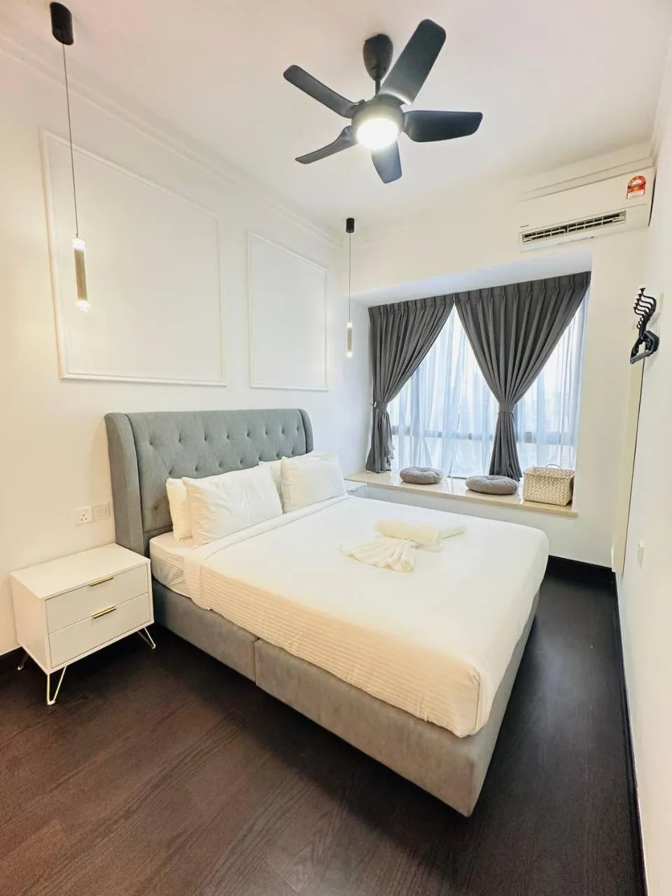 Bed in R&F Seine Region by ANJU