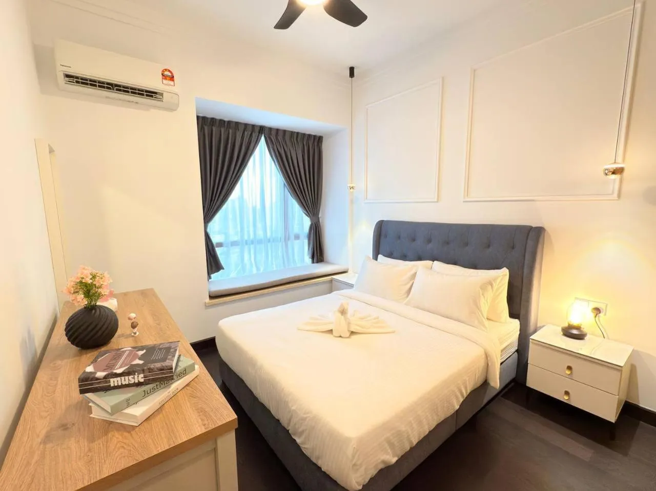 Bed in R&F Seine Region by ANJU