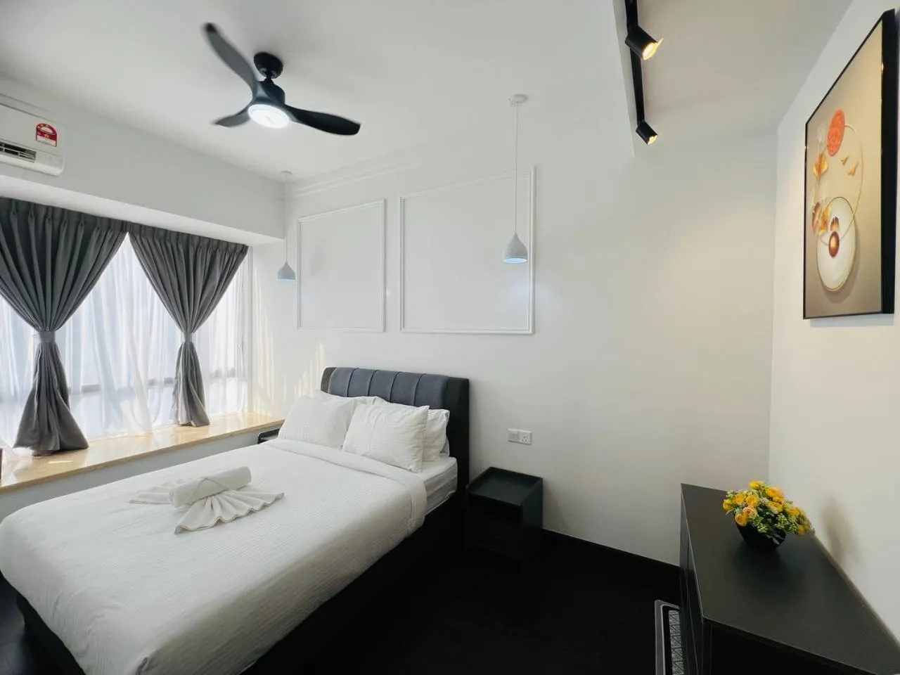 Bed in R&F Seine Region by ANJU