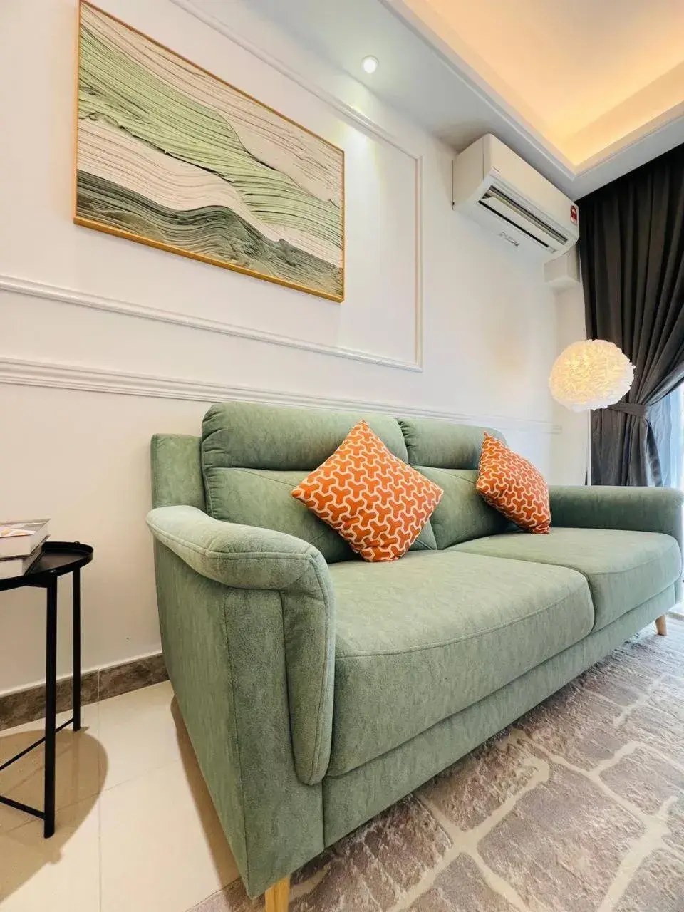 Three-Bedroom Apartment in R&F Seine Region at ANJU Three-Bedroom Apartment in R&F Seine Region at ANJU