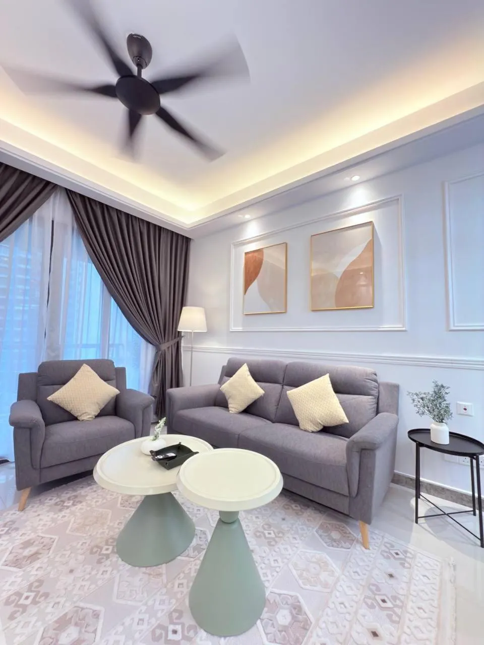 R&F Seine Region by ANJU