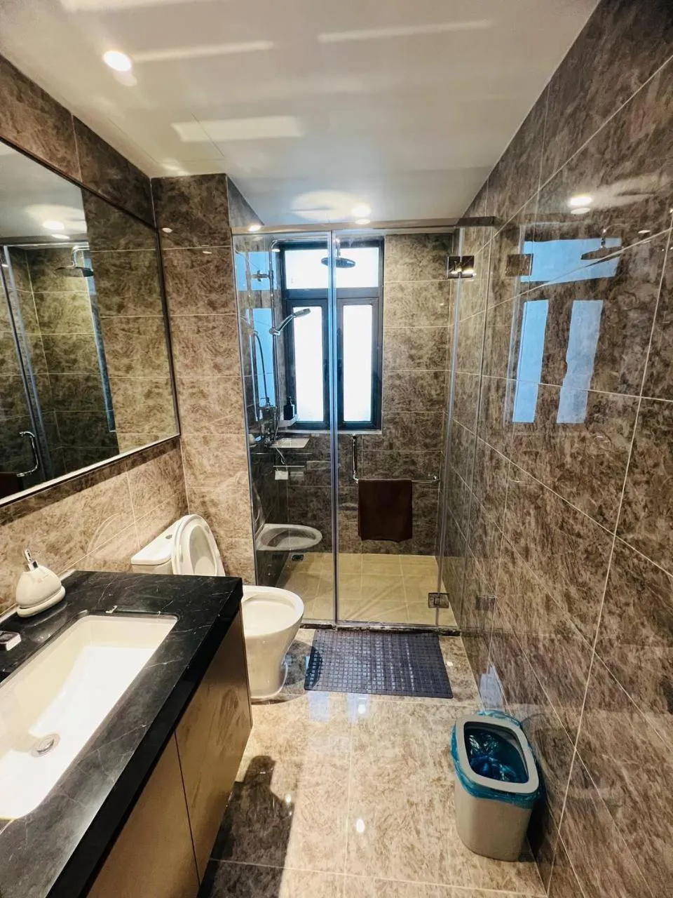 R&F Seine Region by ANJU