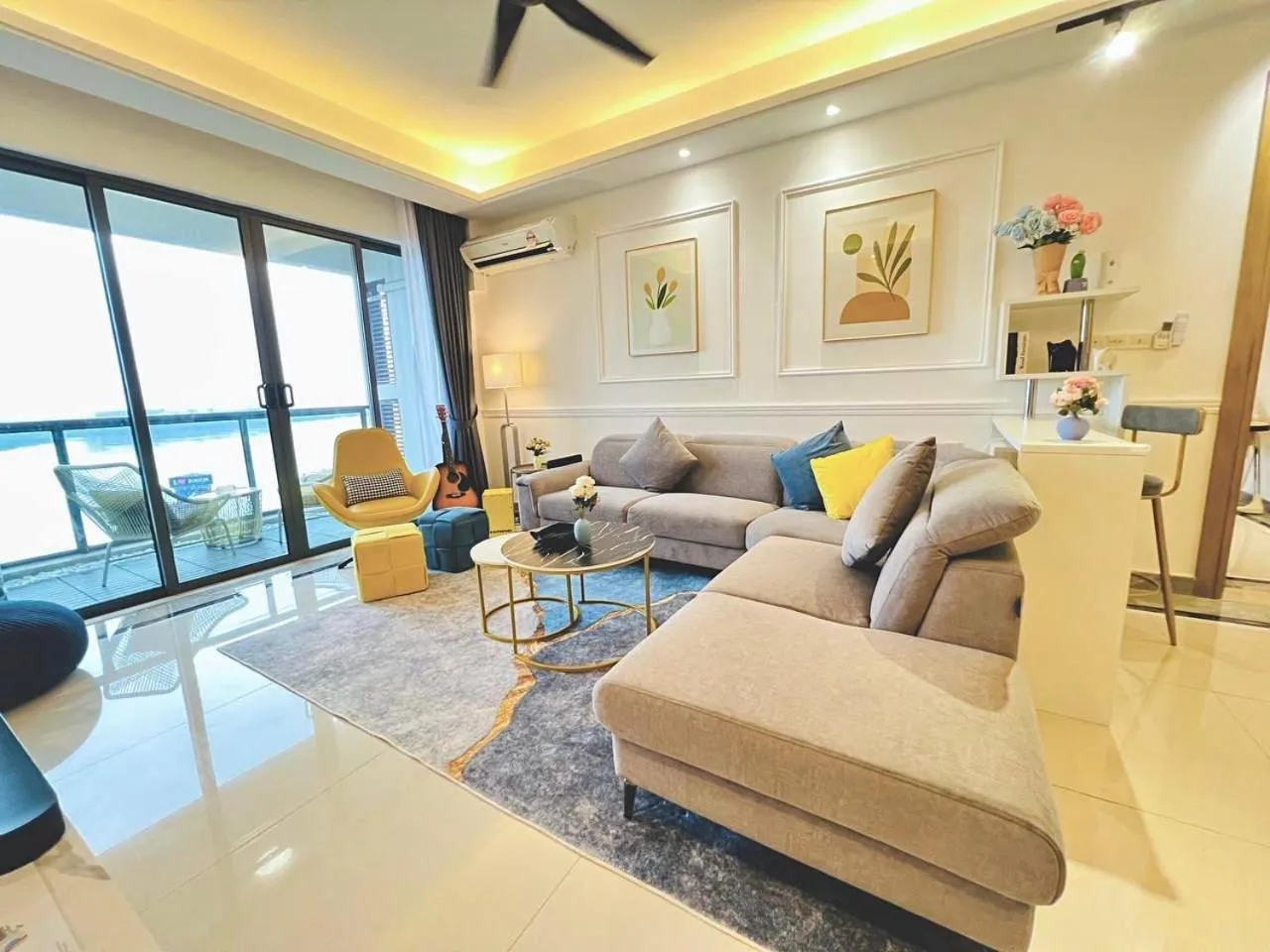 R&F Seine Region by ANJU