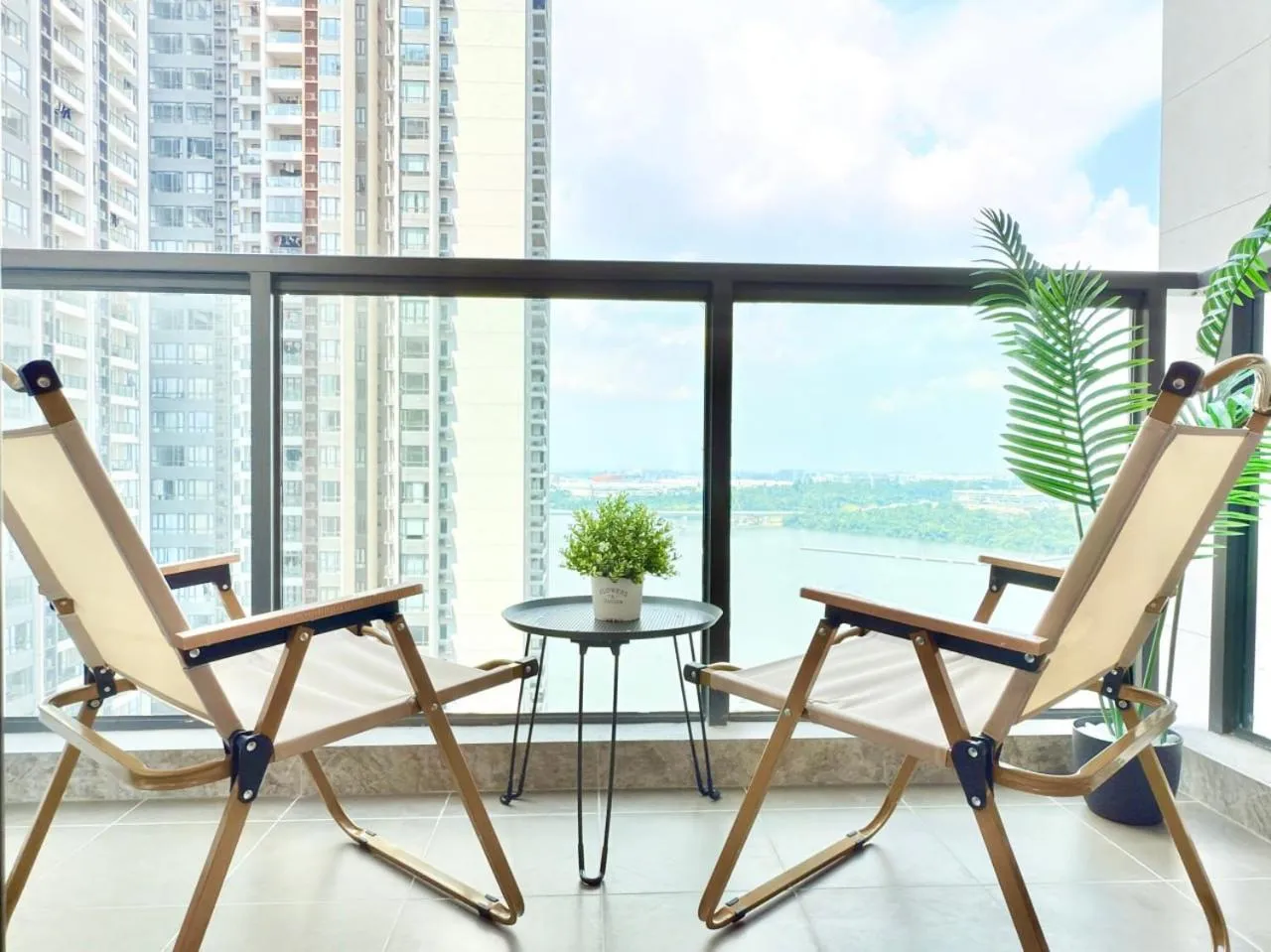 R&F Seine Region by ANJU