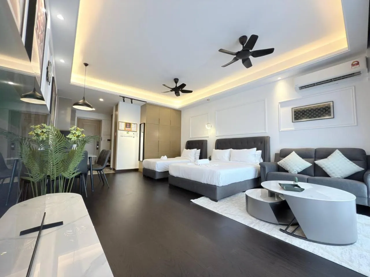 Bed in R&F Seine Region by ANJU