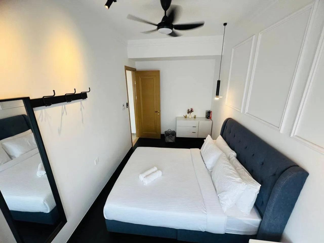 Bed in R&F Seine Region by ANJU