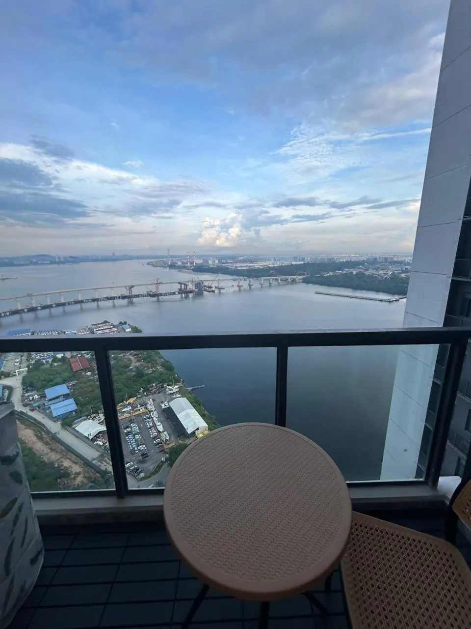 R&F Seine Region by ANJU